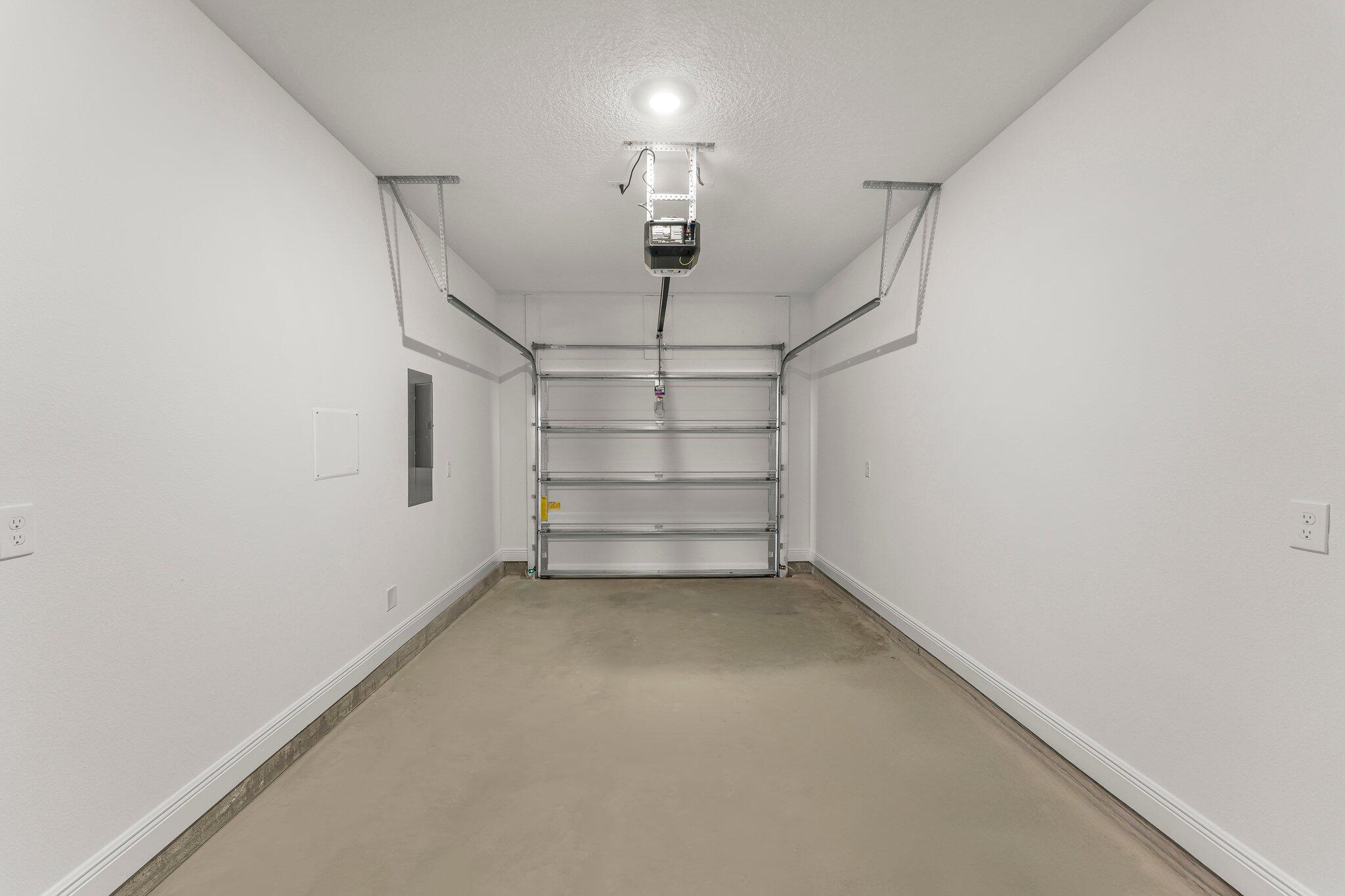 Hawk's Landing Townhomes - Residential