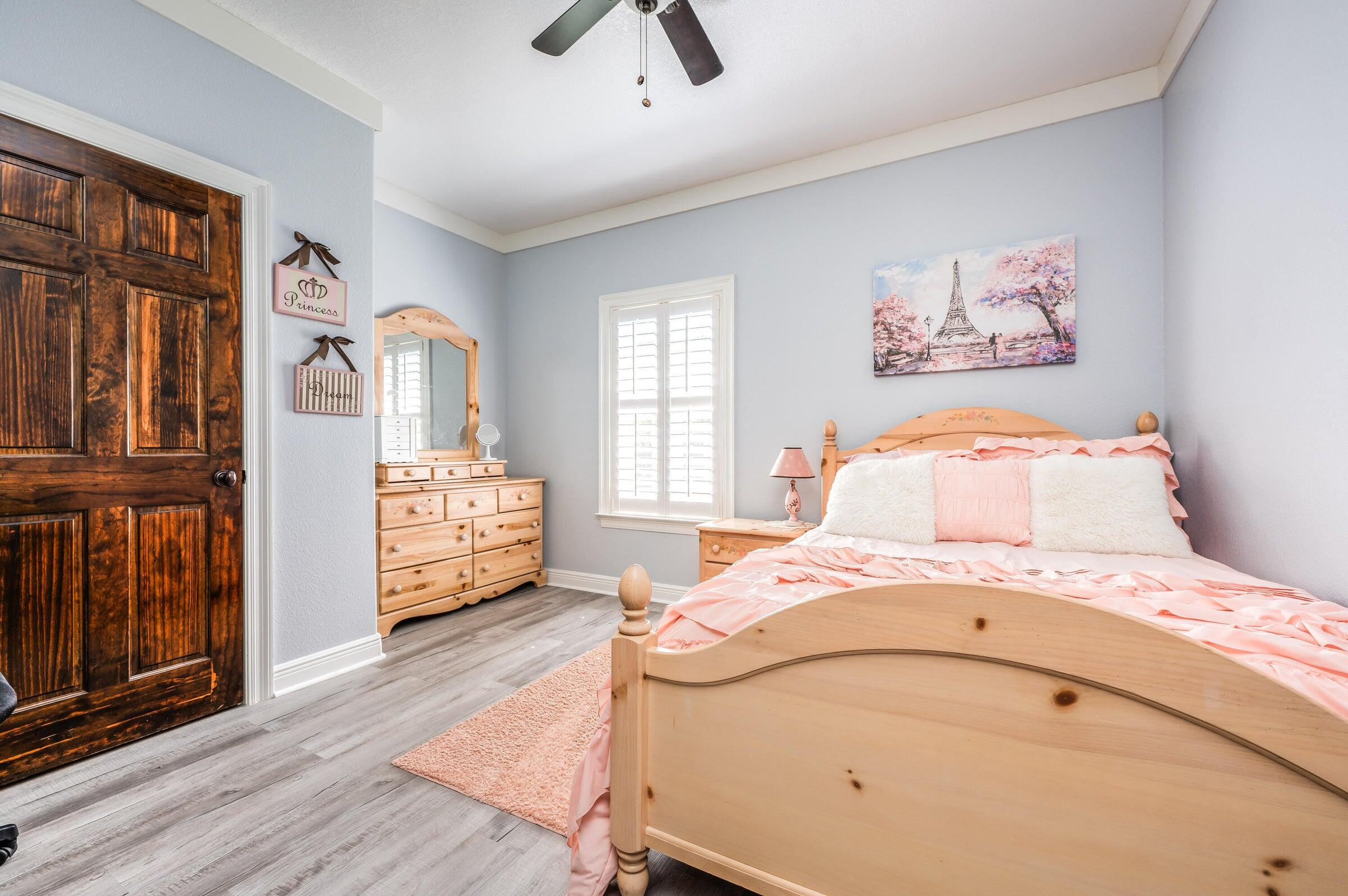 FOXWOOD COUNTRY CLUB EST - Residential Lease