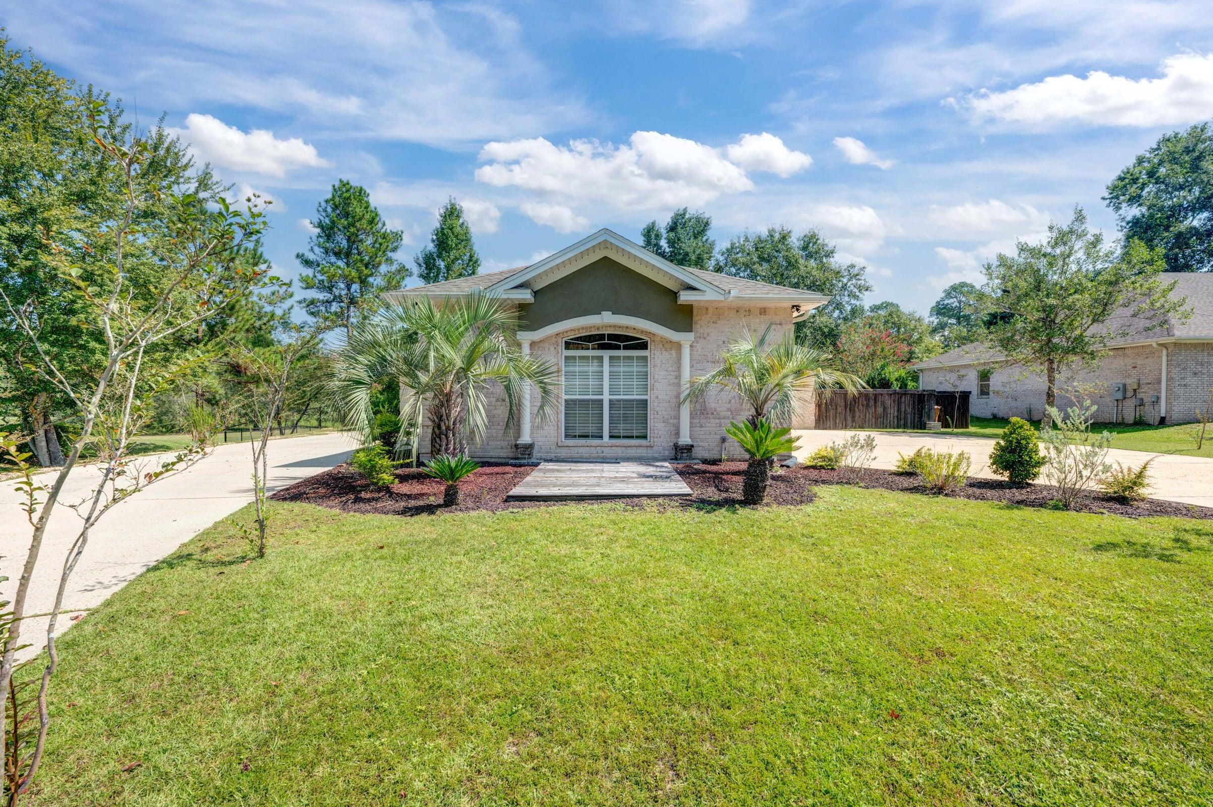 FOXWOOD COUNTRY CLUB EST - Residential Lease