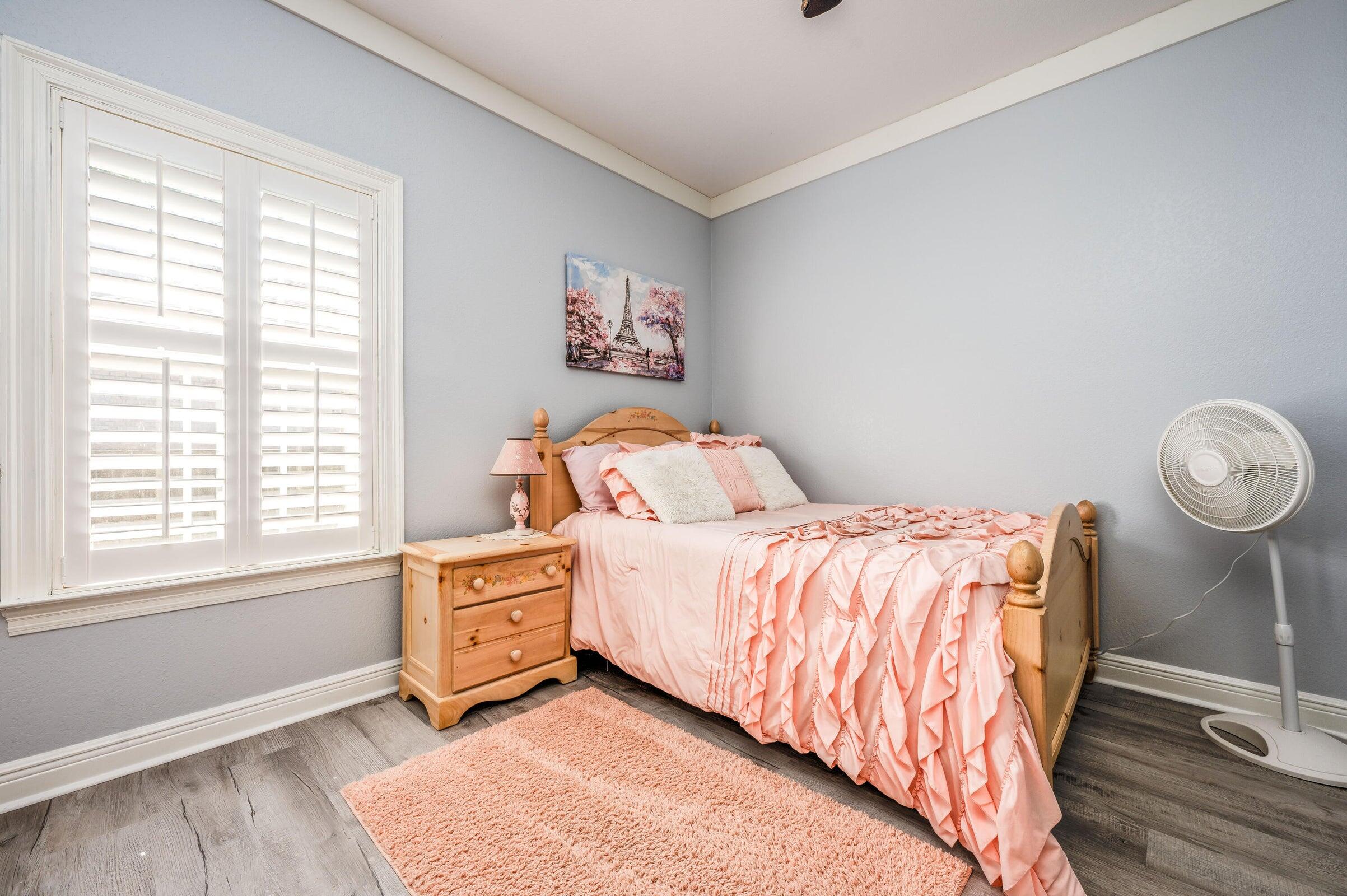 FOXWOOD COUNTRY CLUB EST - Residential Lease