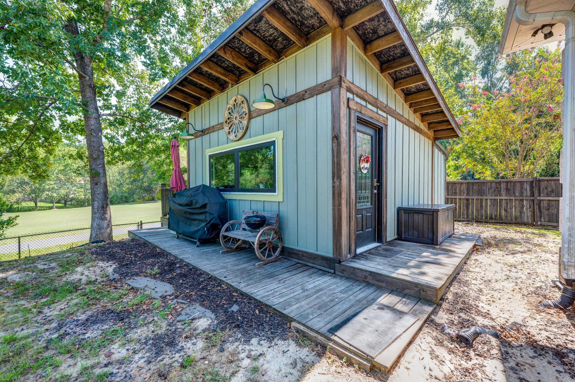 FOXWOOD COUNTRY CLUB EST - Residential Lease