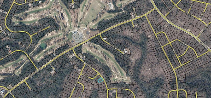 Love Golf? Dream of having a home built near the clubhouse and golf course without paying high HOA fees? This .351 acre lot is perfect for you. Conveniently located in front of the clubhouse entrance on Pembrook.   Other than the clubhouse and beautiful Green Golf turf, Sunny Hills offers numerous lakes with white sandy beaches and clear water throughout for recreational activities such as swimming, boating, and fishing, but also provides a  short drive, approximately 45 minutes to Panama City beaches when you want to visit a different slice of heaven. Northwest Florida Beaches International Airport, and Pier Park shopping are approximately 45 minutes. Approx. 20 miles from local shopping, medical, and other local amenities in Chipley.