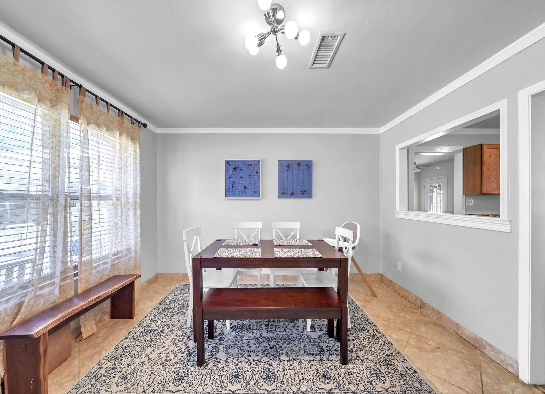 MIRAMAR EST 1ST ADD LOT 4 BLK C - Residential