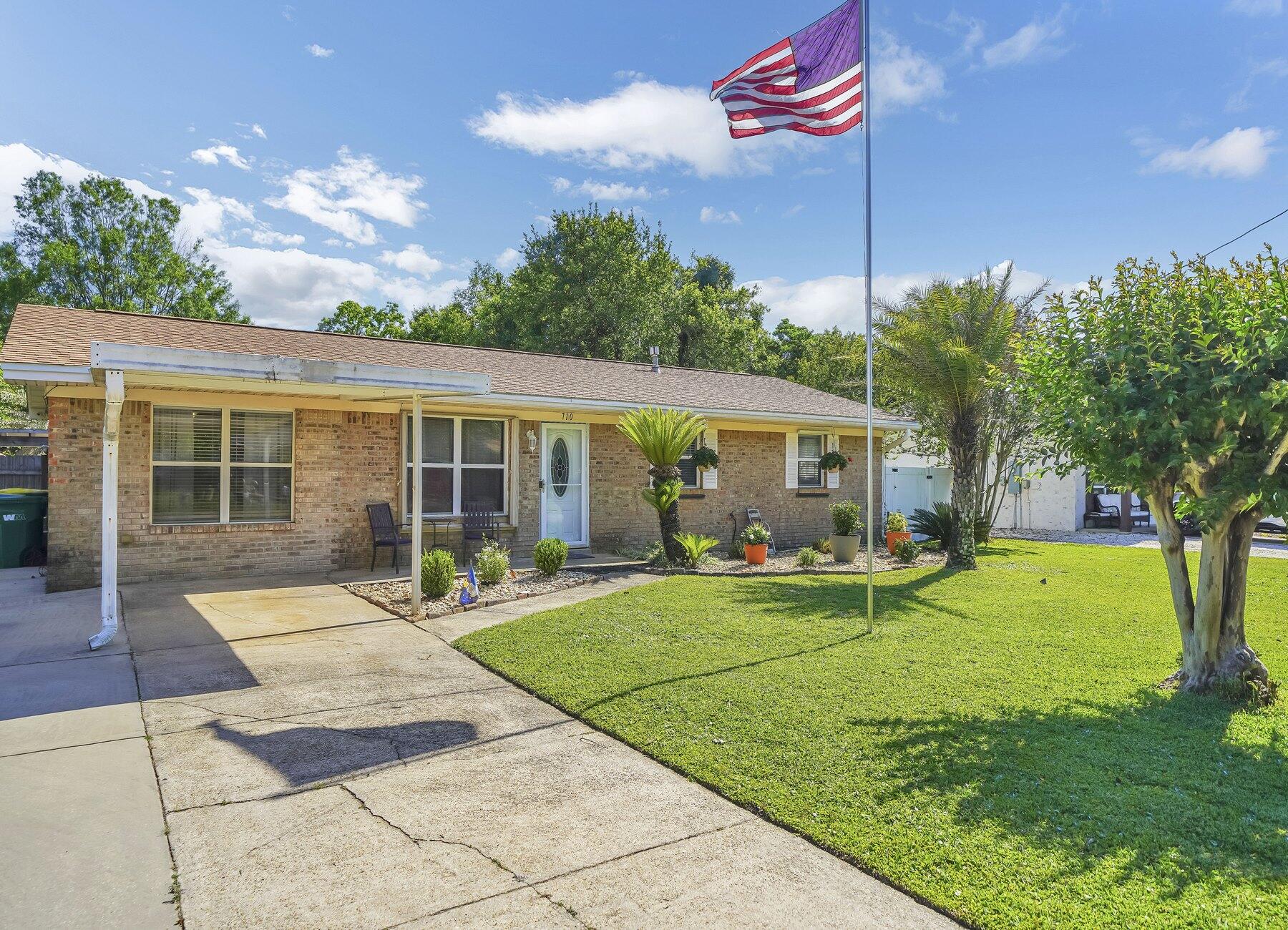 MIRAMAR EST 1ST ADD LOT 4 BLK C - Residential