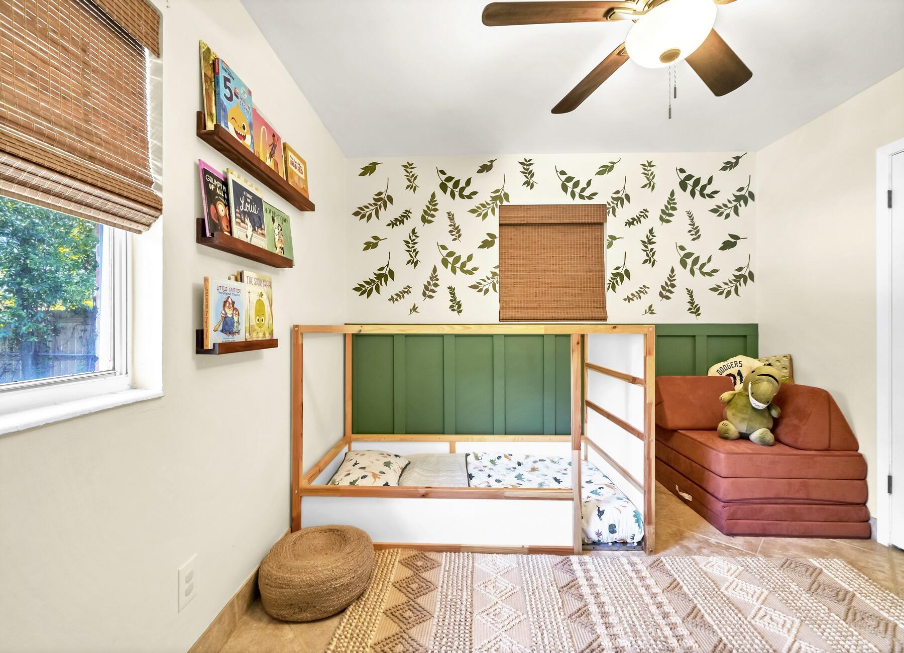 MIRAMAR EST 1ST ADD LOT 4 BLK C - Residential