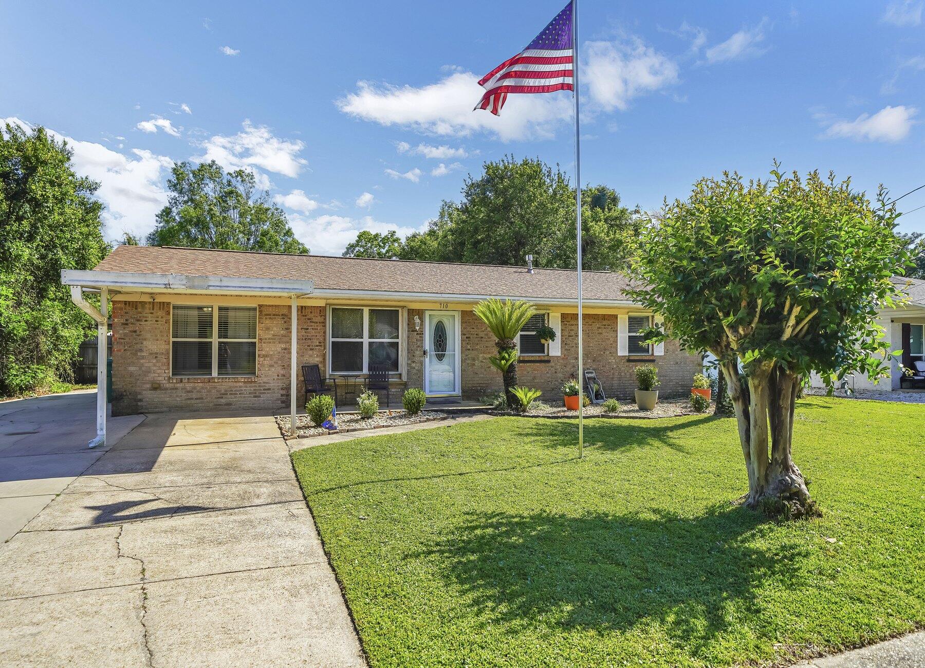 MIRAMAR EST 1ST ADD LOT 4 BLK C - Residential