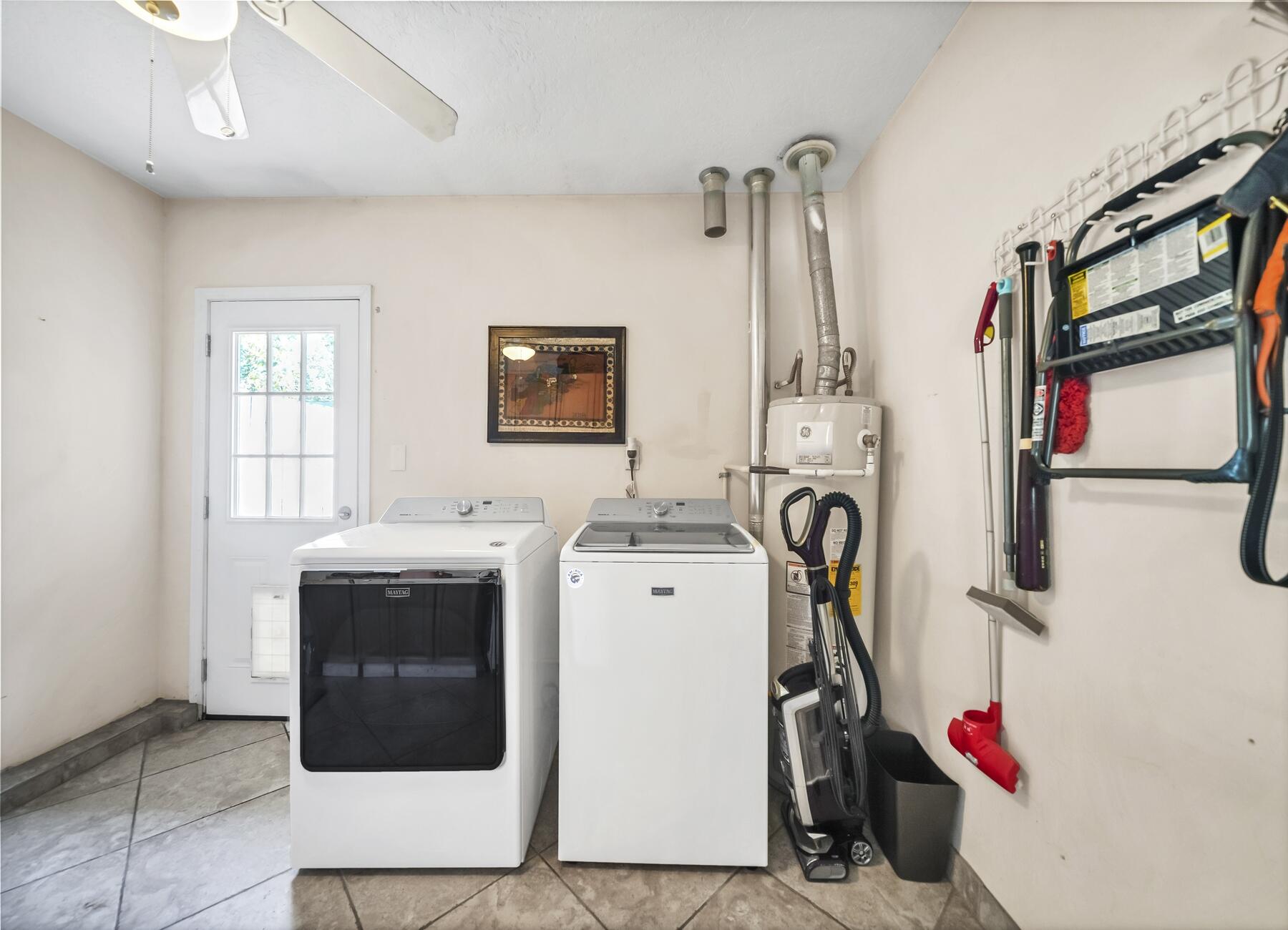 MIRAMAR EST 1ST ADD LOT 4 BLK C - Residential