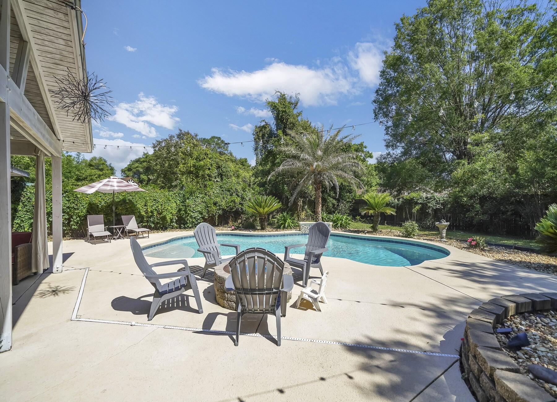 MIRAMAR EST 1ST ADD LOT 4 BLK C - Residential