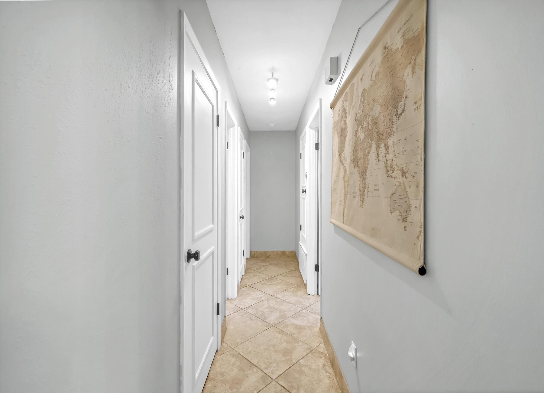 MIRAMAR EST 1ST ADD LOT 4 BLK C - Residential