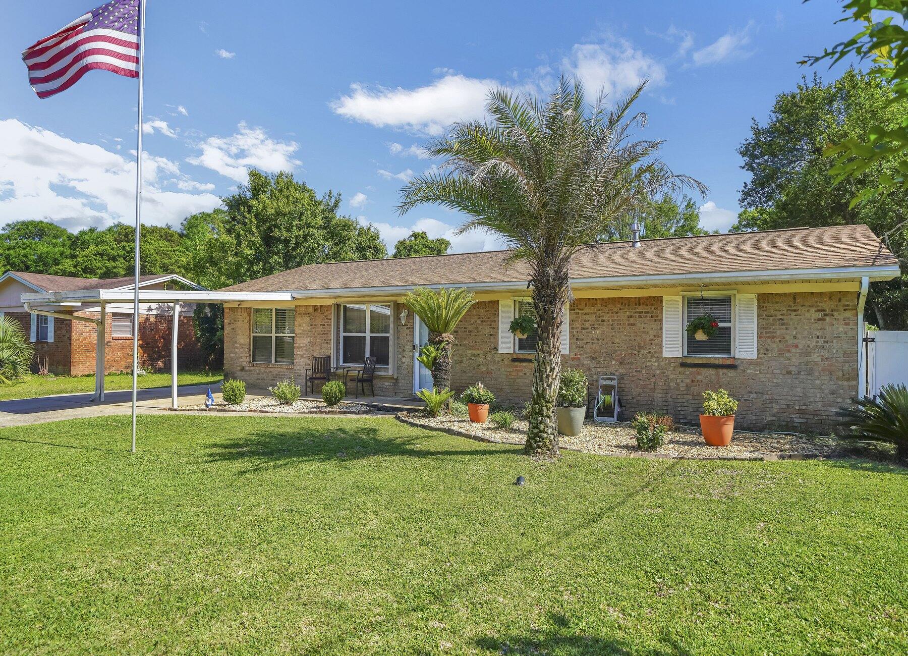 MIRAMAR EST 1ST ADD LOT 4 BLK C - Residential