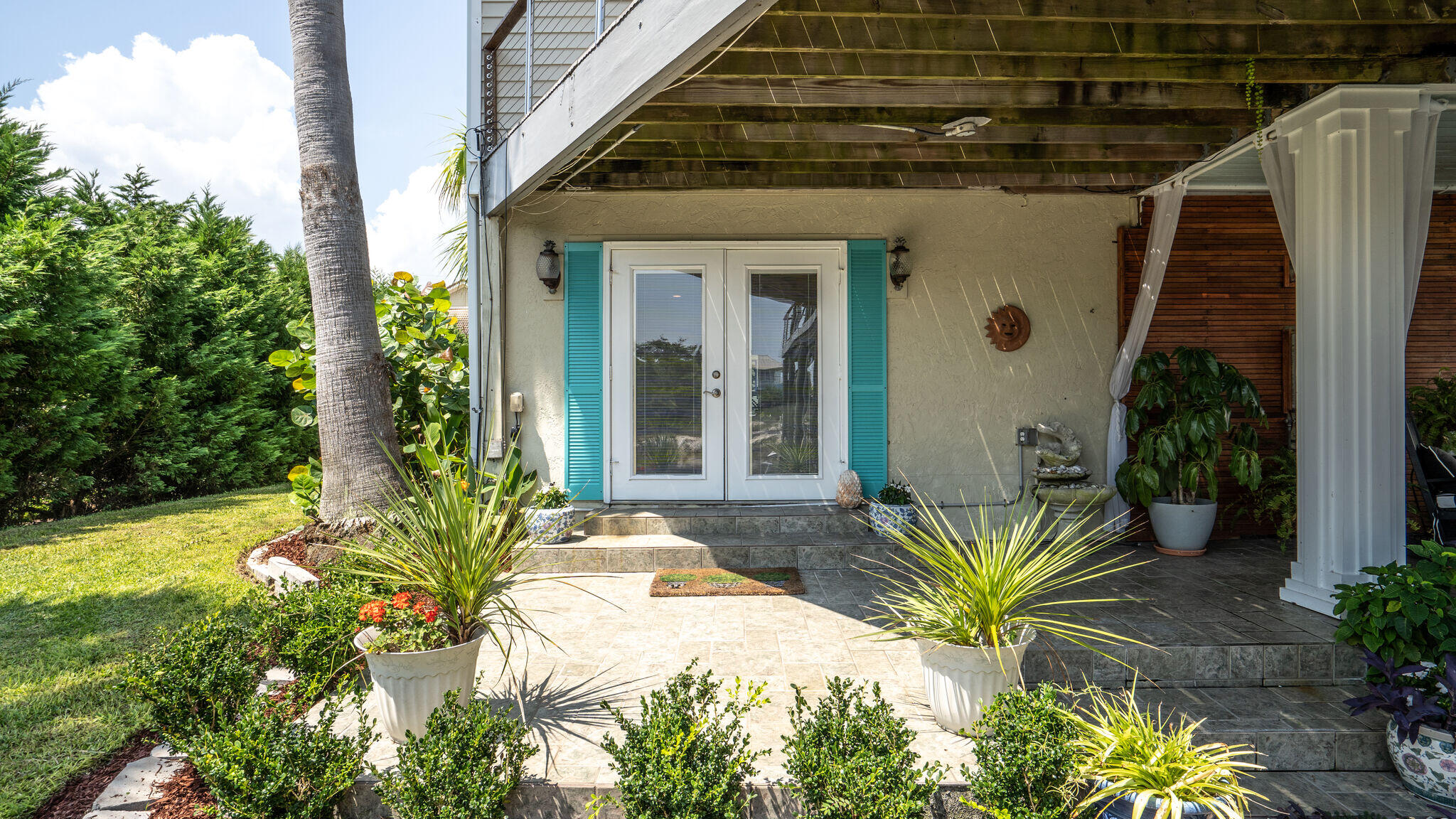 HOLIDAY ISLE - Residential