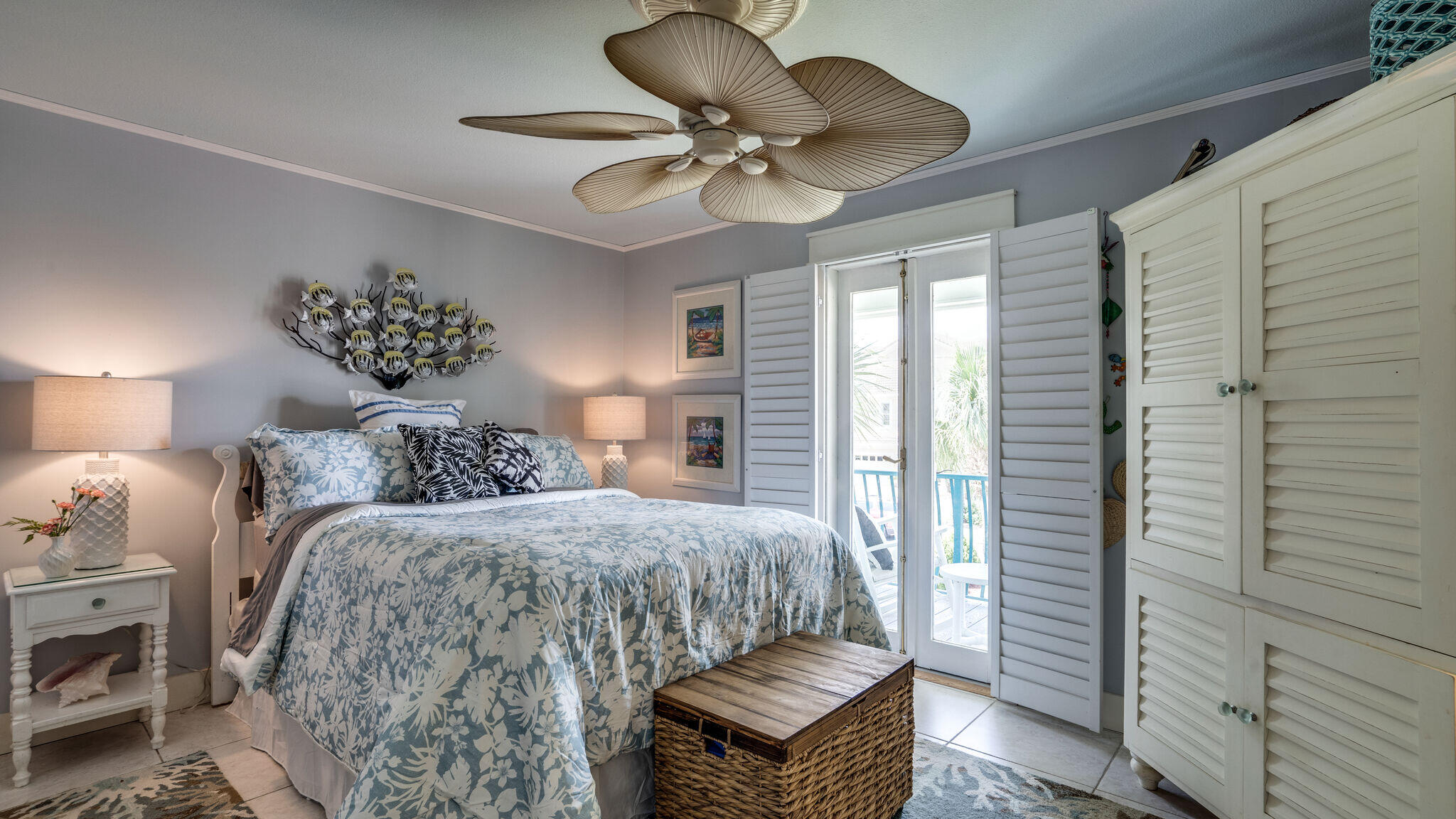 HOLIDAY ISLE - Residential