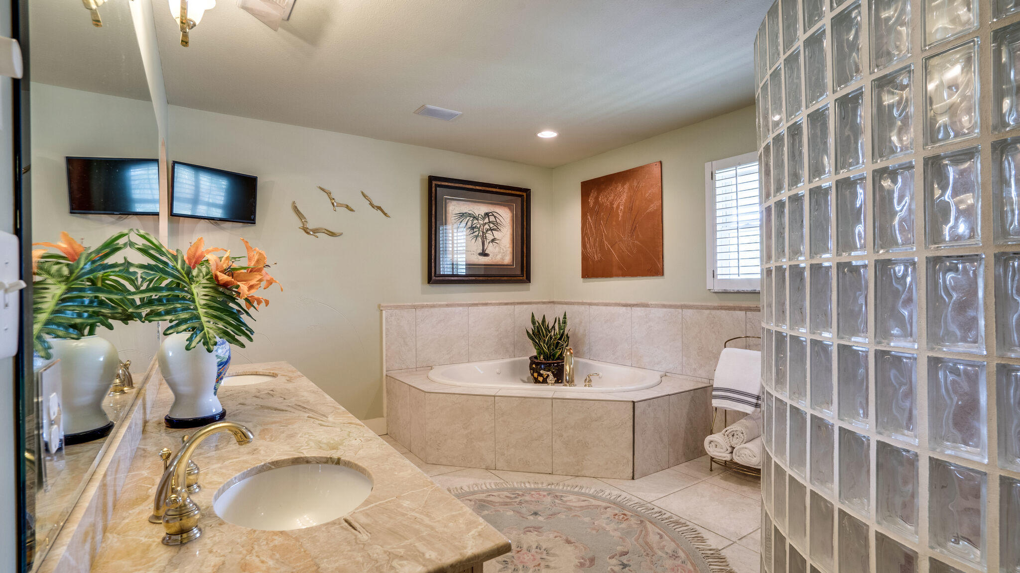 HOLIDAY ISLE - Residential