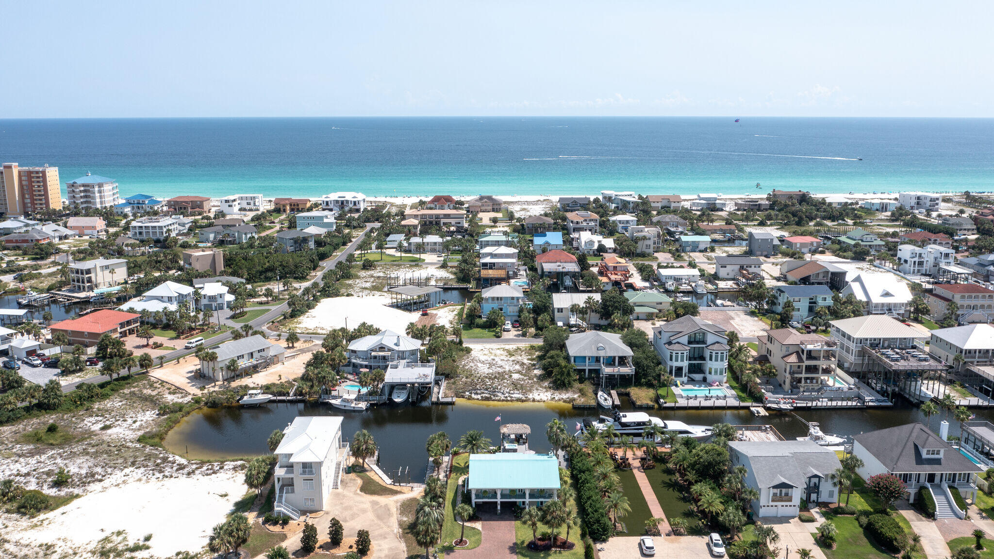 HOLIDAY ISLE - Residential