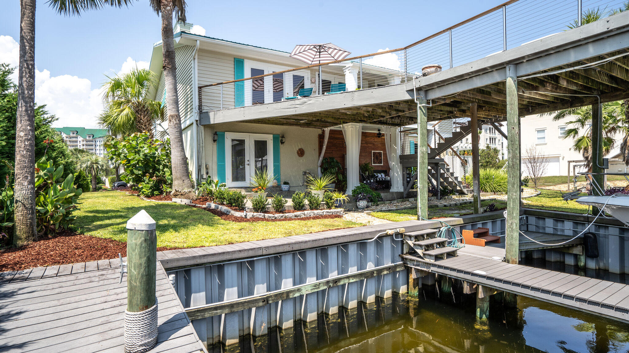 HOLIDAY ISLE - Residential