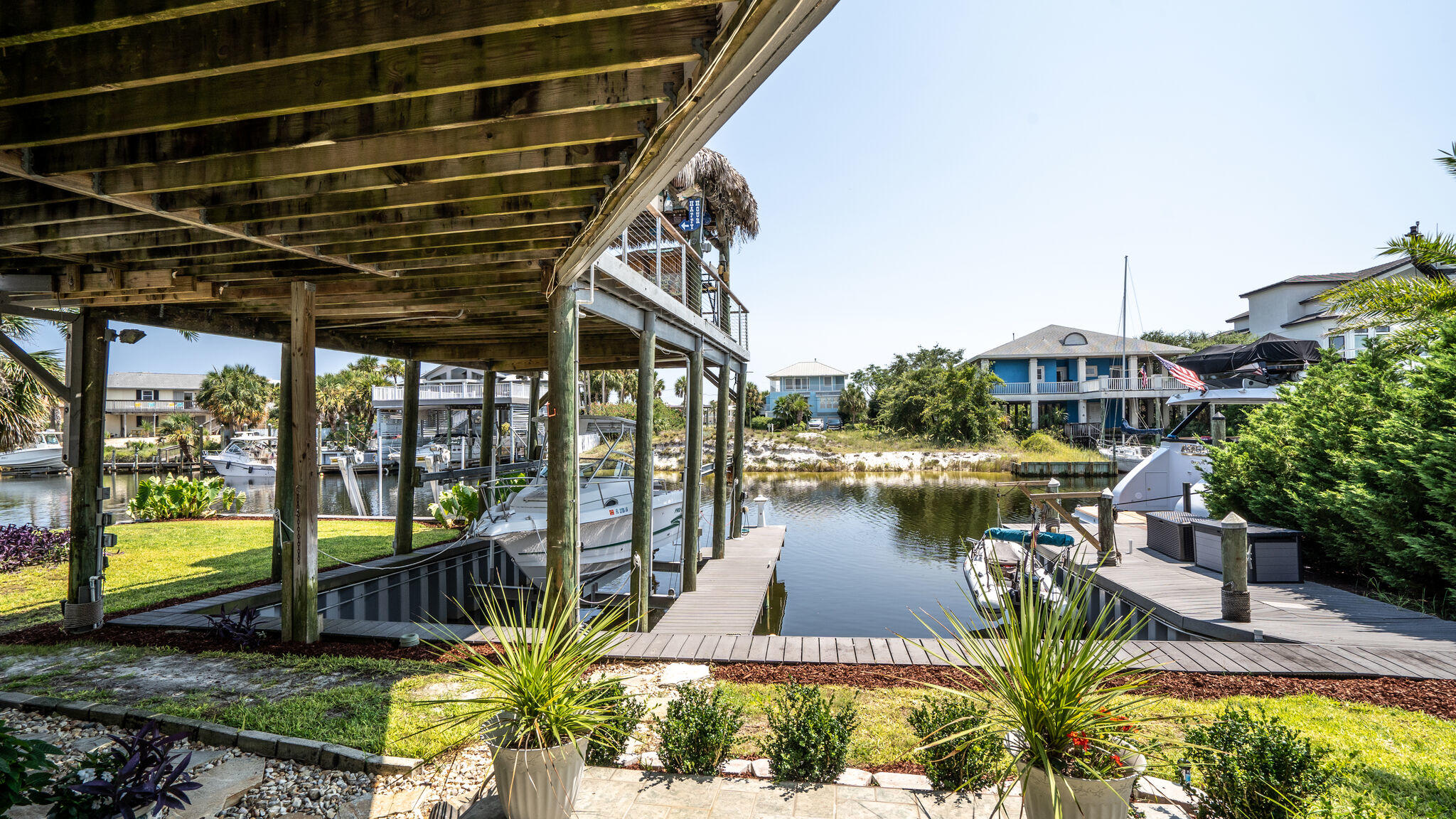 HOLIDAY ISLE - Residential