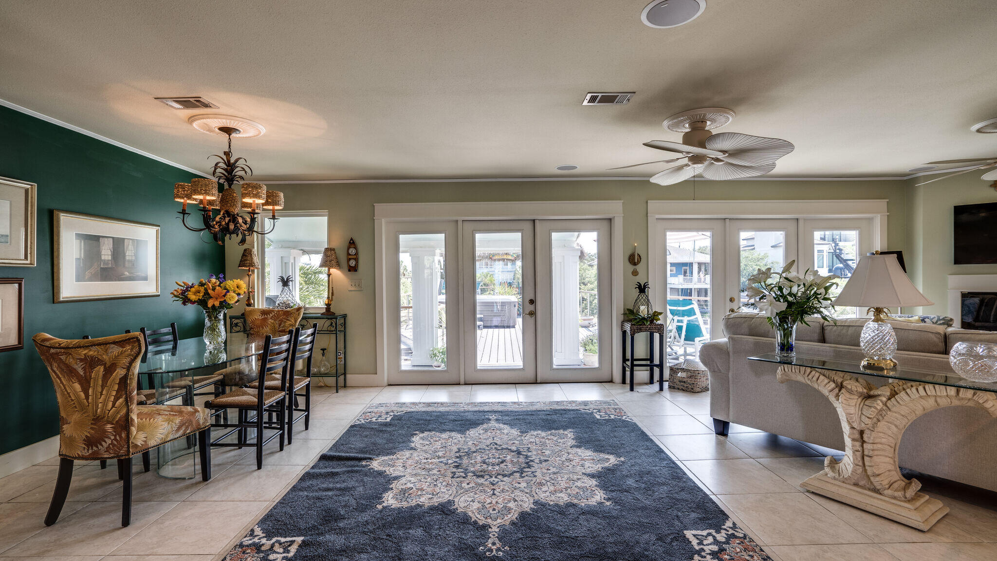 HOLIDAY ISLE - Residential