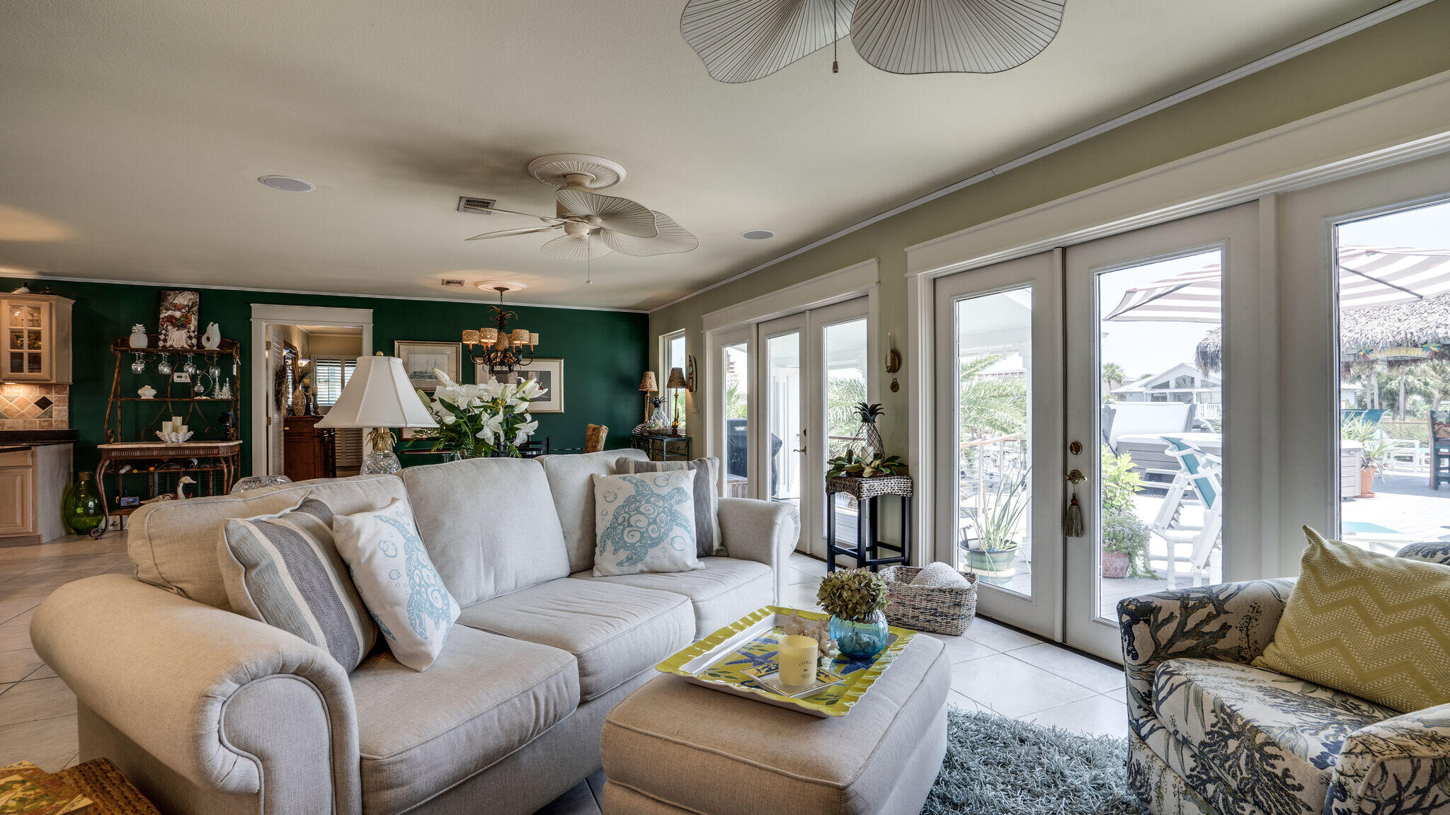 HOLIDAY ISLE - Residential