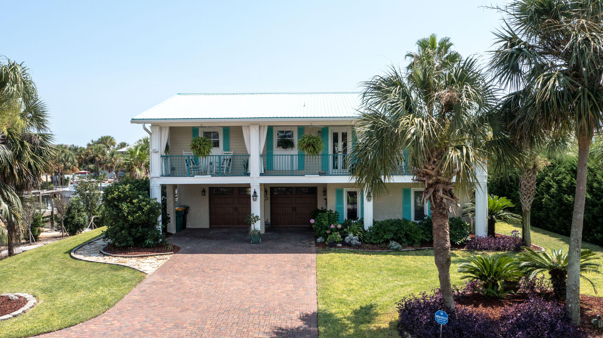 HOLIDAY ISLE - Residential