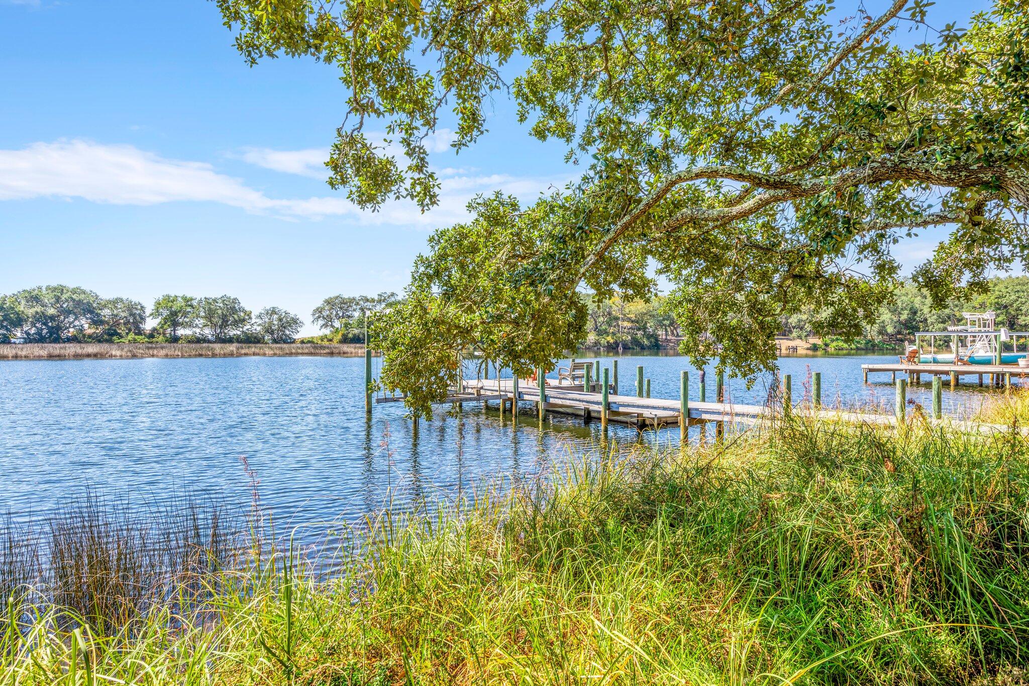 North Lake Pippin - Residential Lease