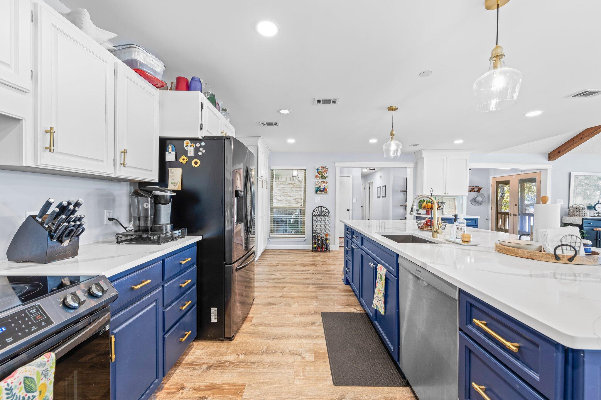 North Lake Pippin - Residential Lease