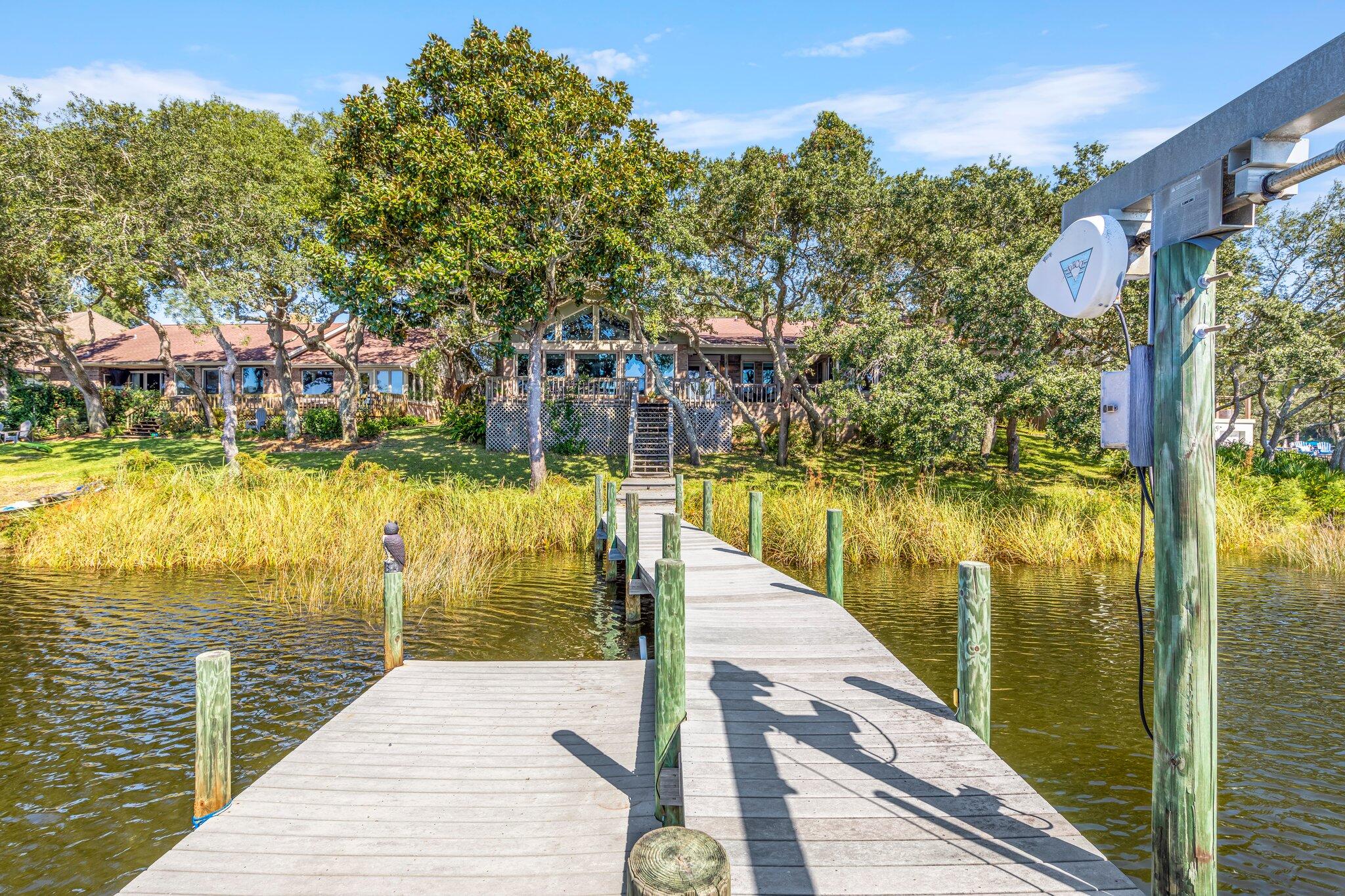 North Lake Pippin - Residential Lease