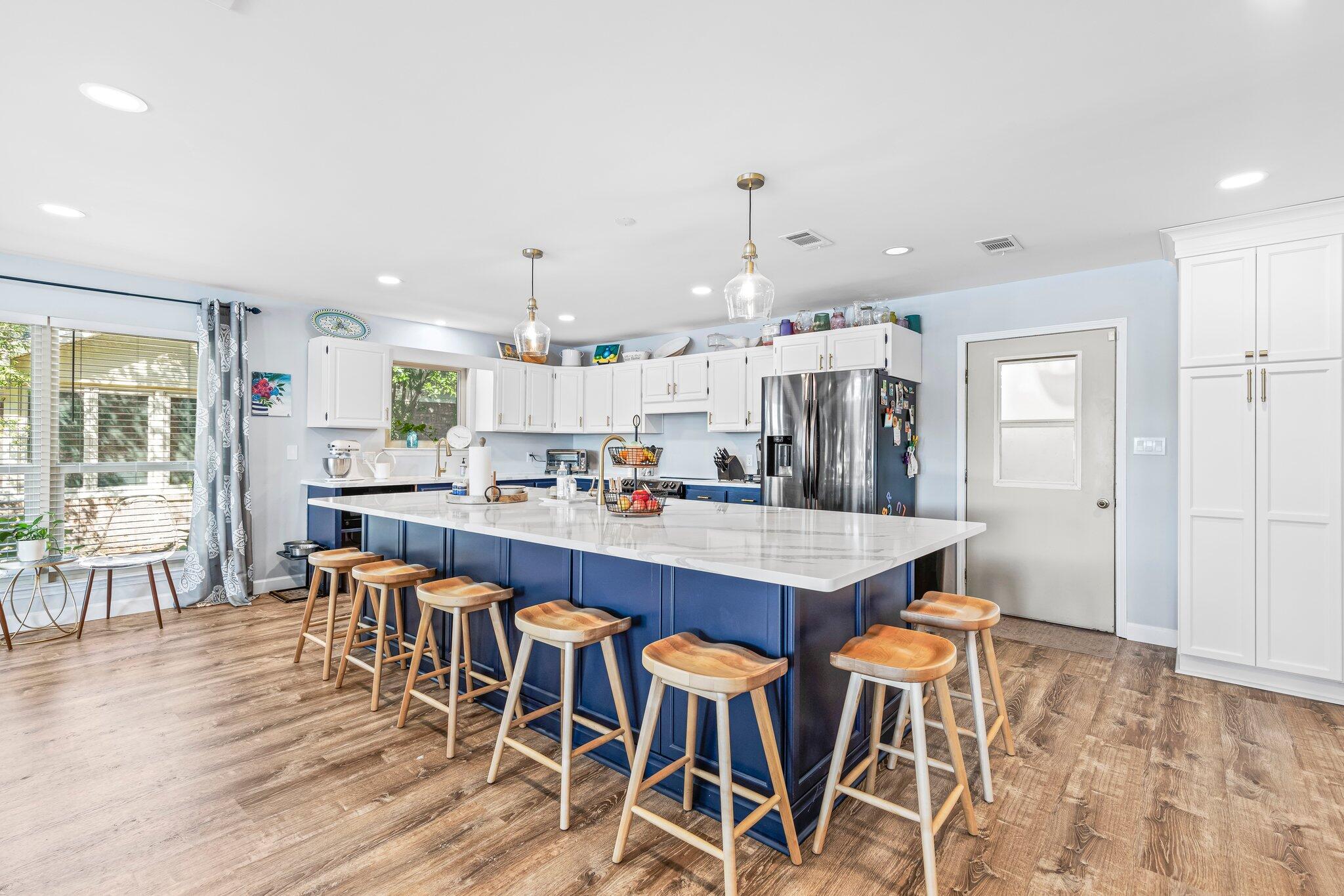 North Lake Pippin - Residential Lease