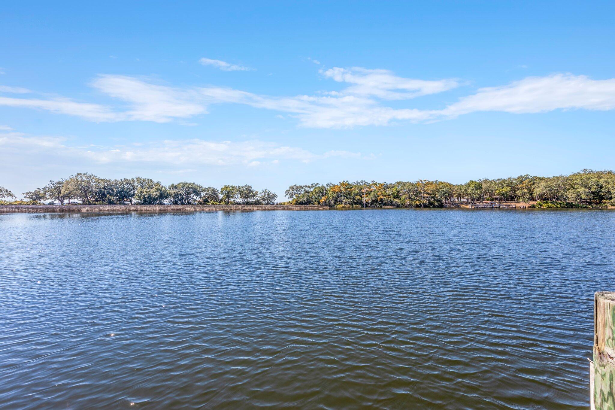 North Lake Pippin - Residential Lease