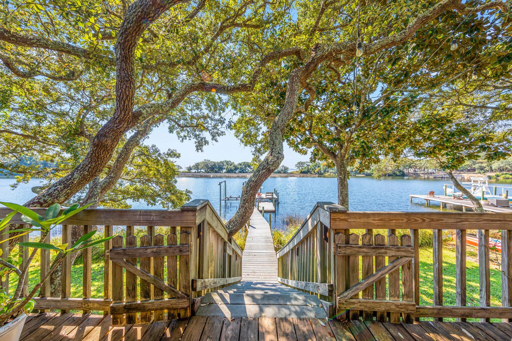 North Lake Pippin - Residential Lease