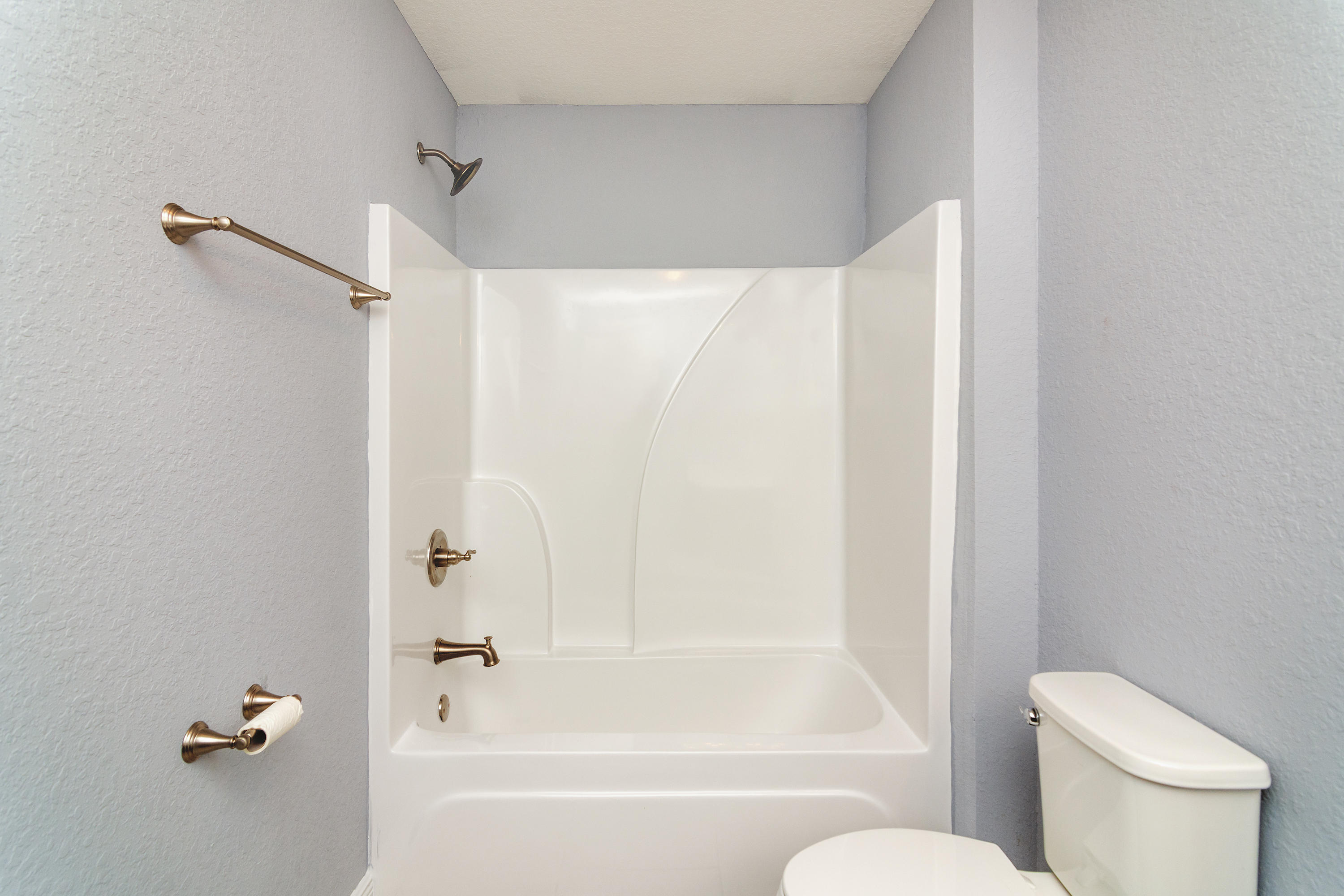 WESTVIEW EST PH IV - Residential