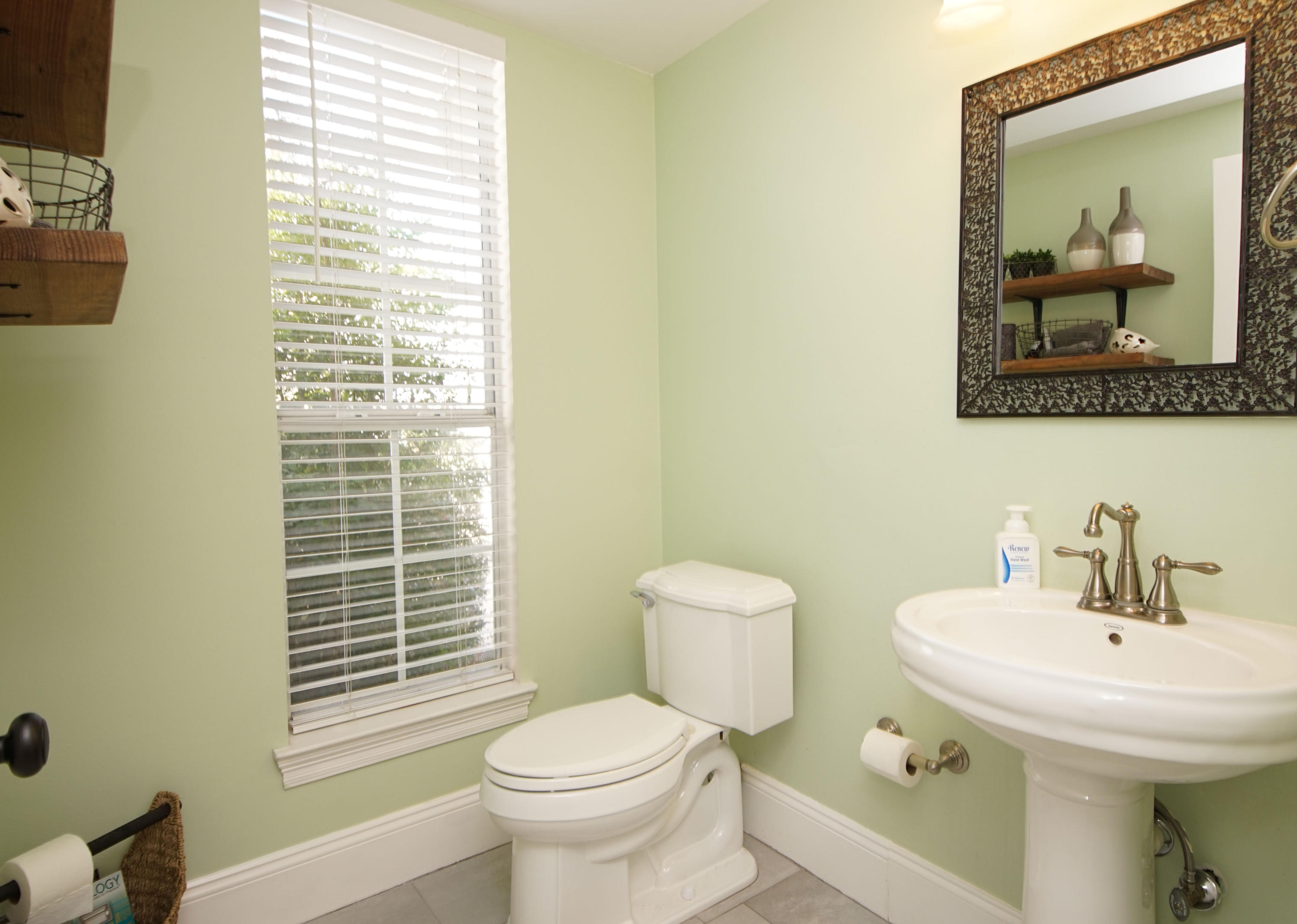 BOLTON'S LANDING - Residential