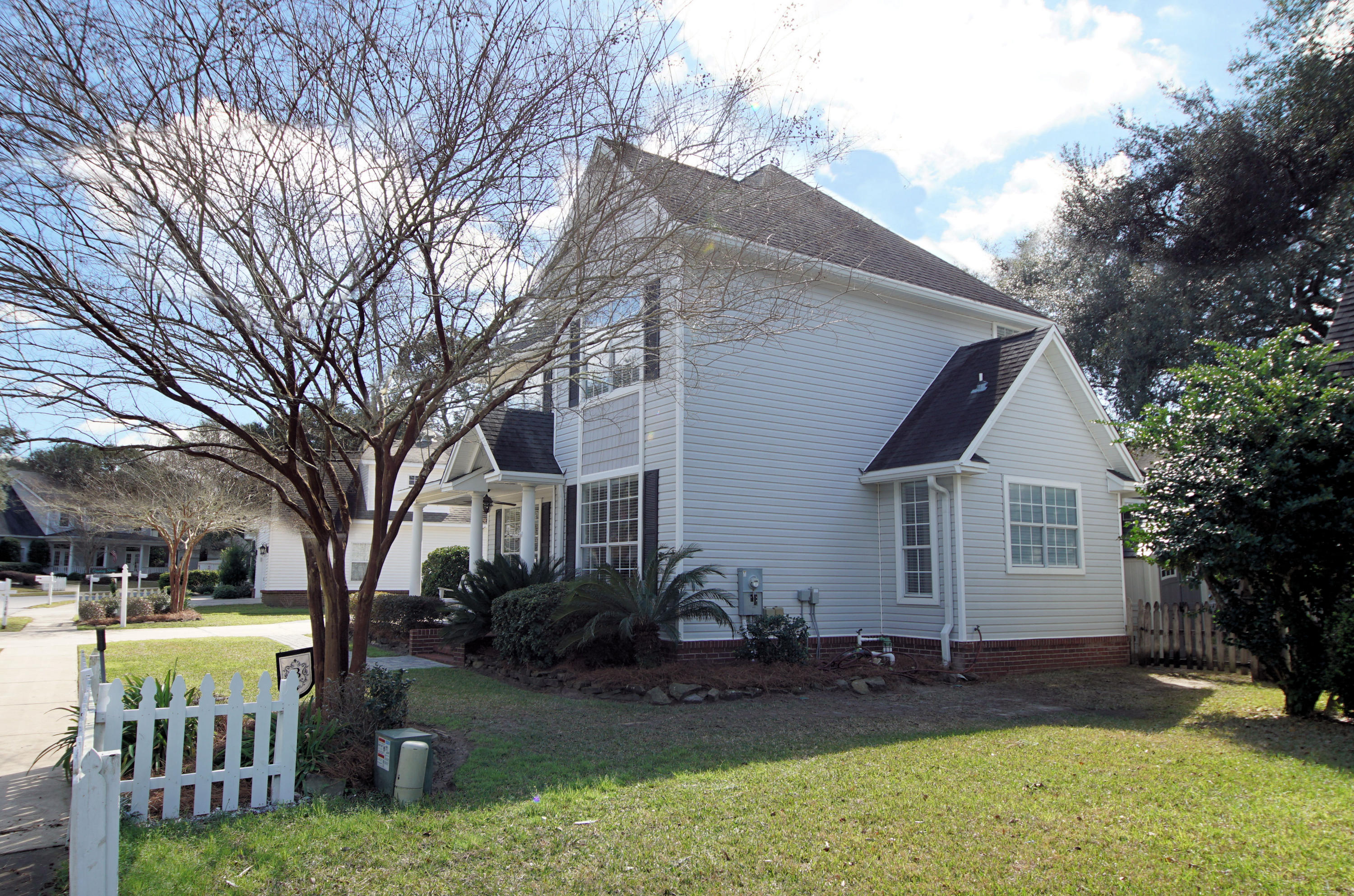 BOLTON'S LANDING - Residential