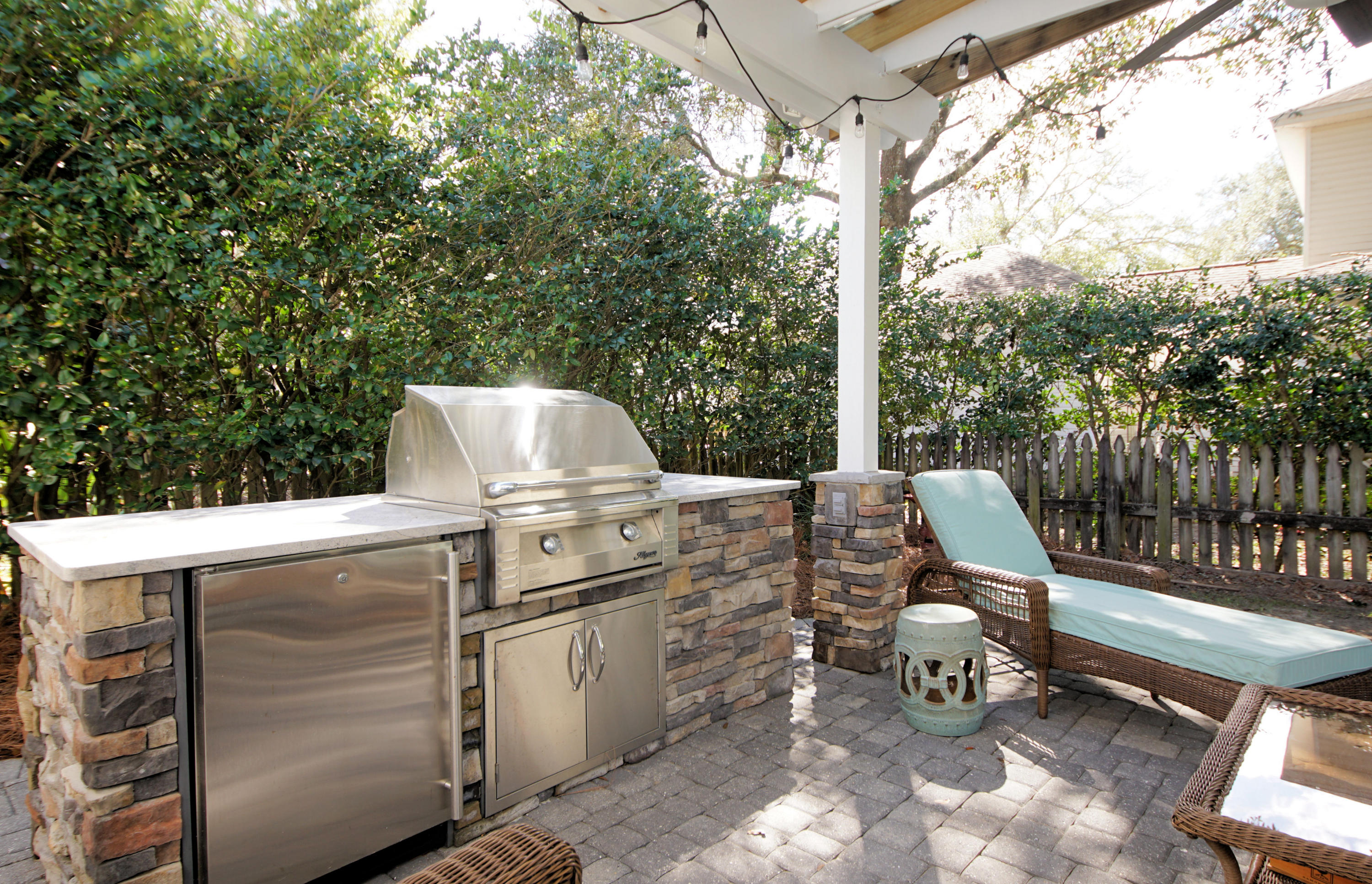 BOLTON'S LANDING - Residential