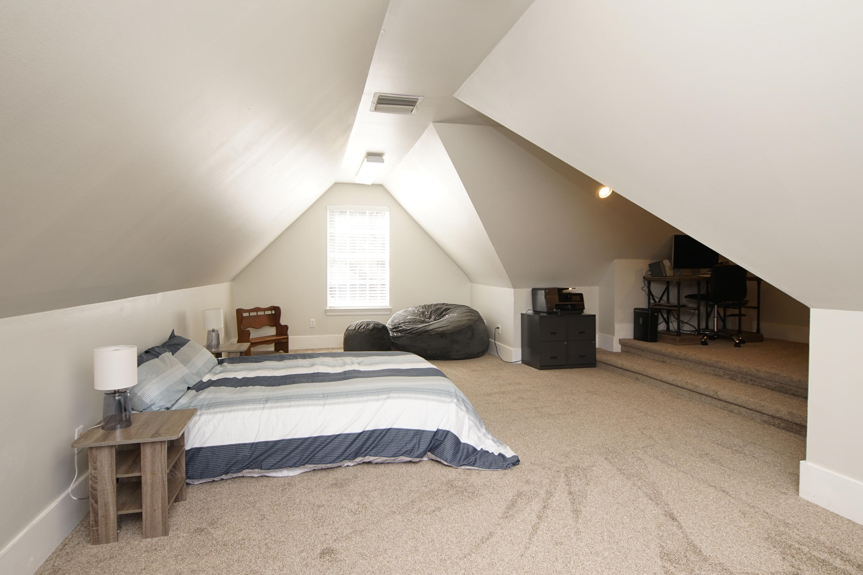 BOLTON'S LANDING - Residential