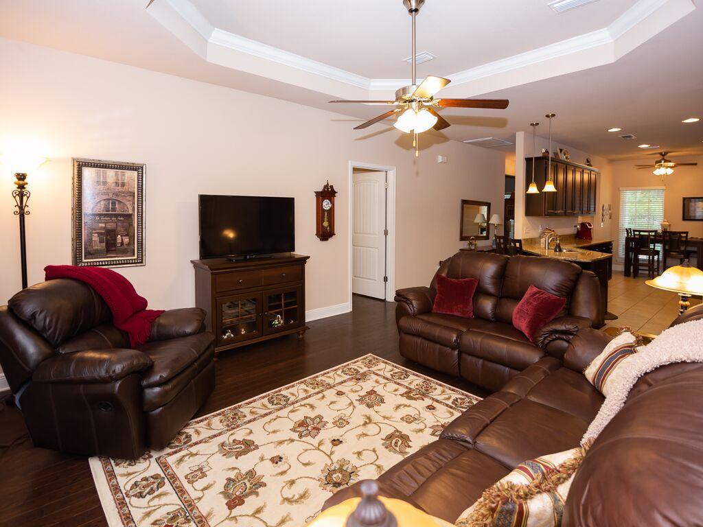 LAGRANGE LANDING - Residential