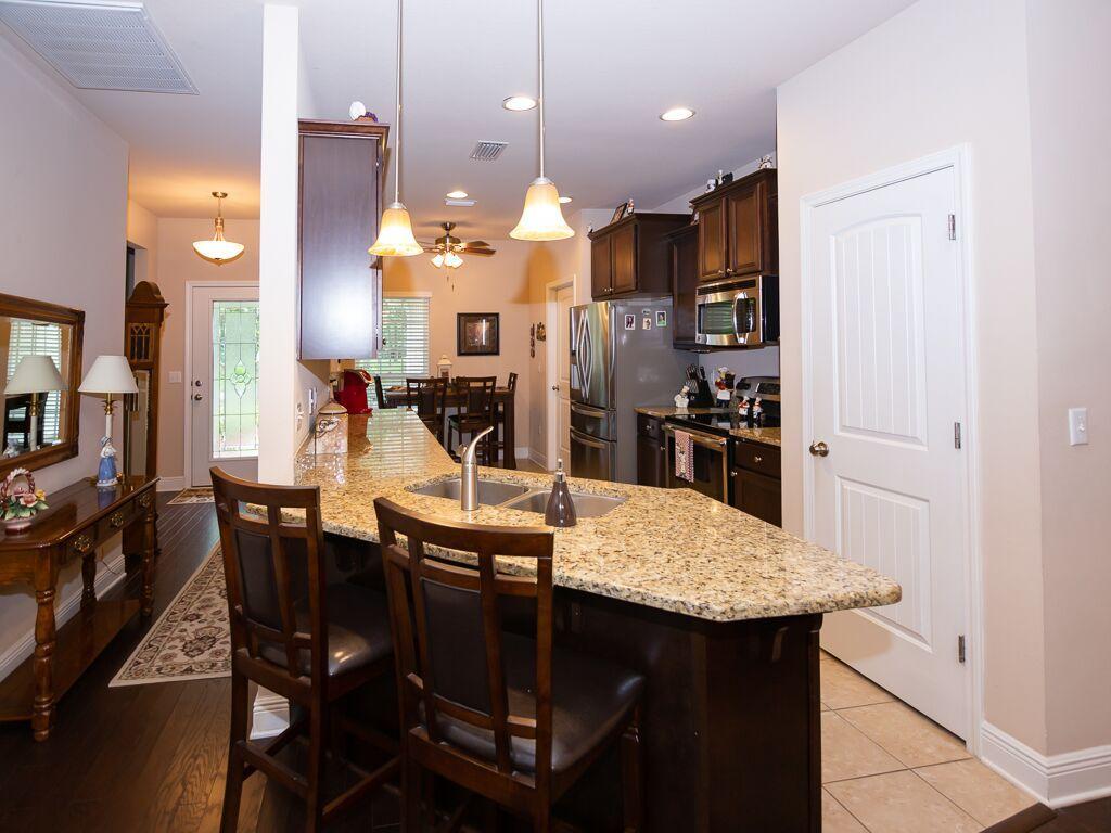 LAGRANGE LANDING - Residential