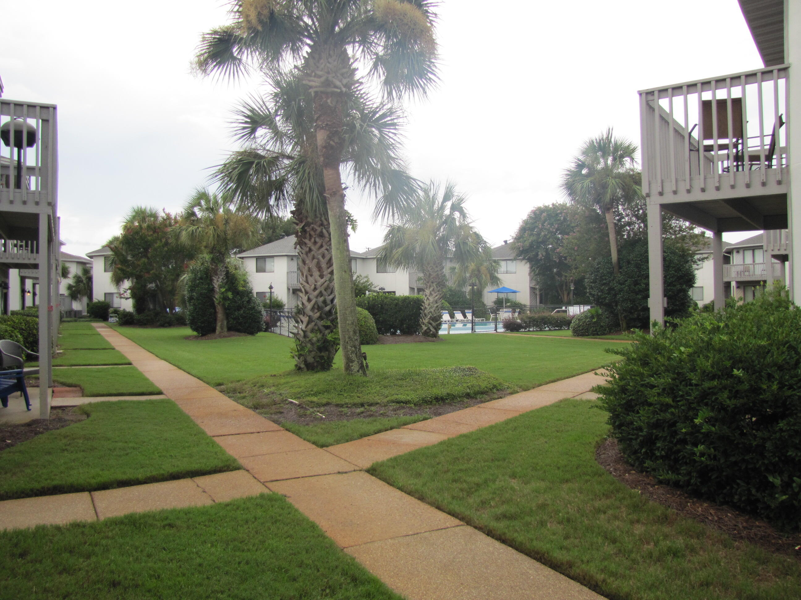 CRYSTAL VILLAGE II CONDO PH 1 - Residential