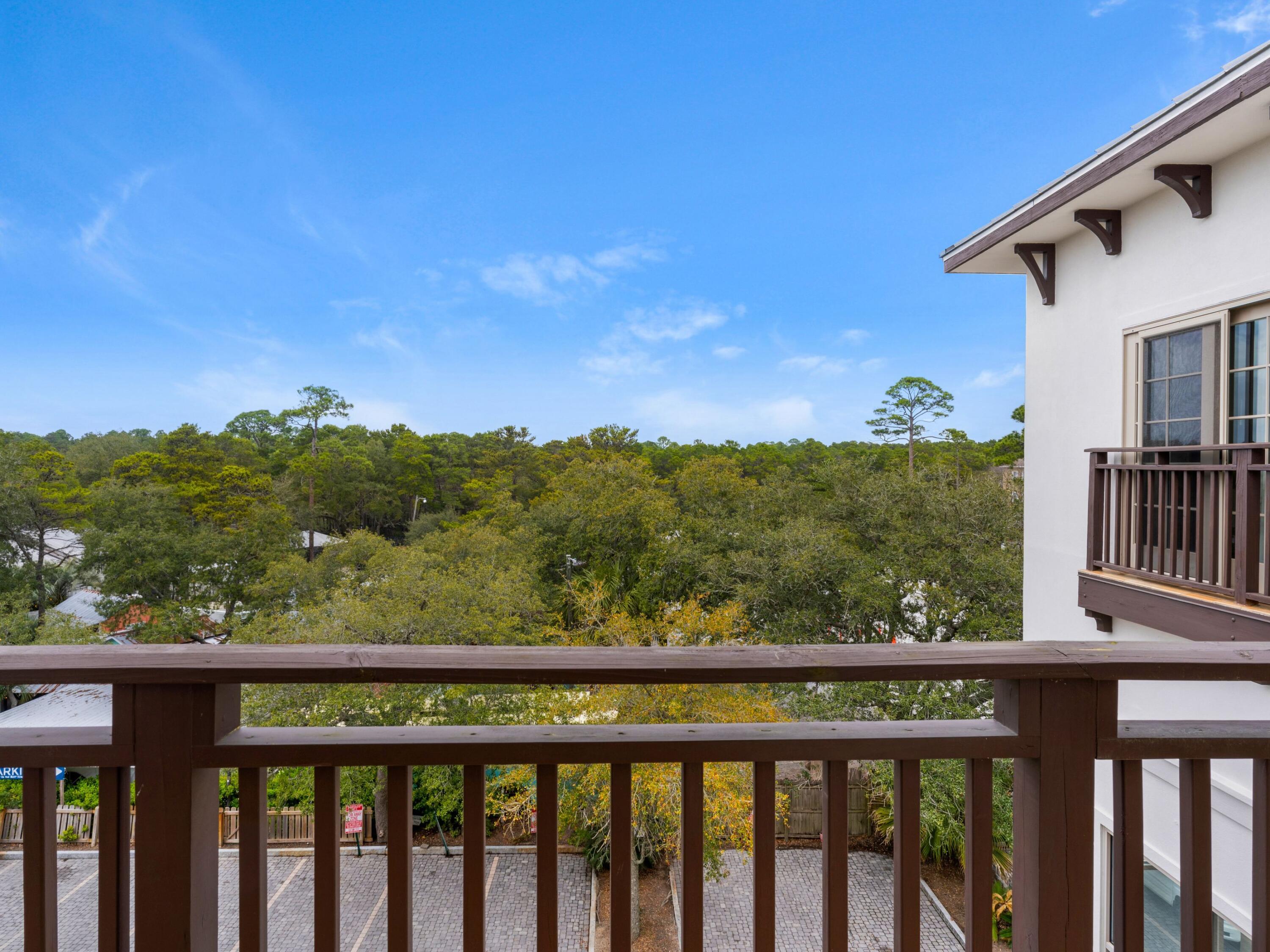 EASTERN LAKE VILLAGE - Residential