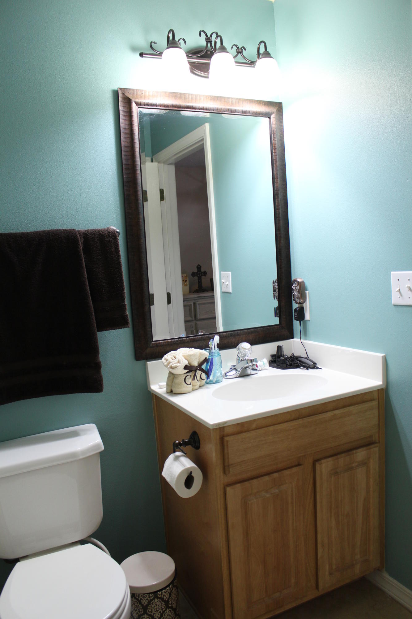 CRESTVIEW HEIGHTS 1ST ADD - Residential