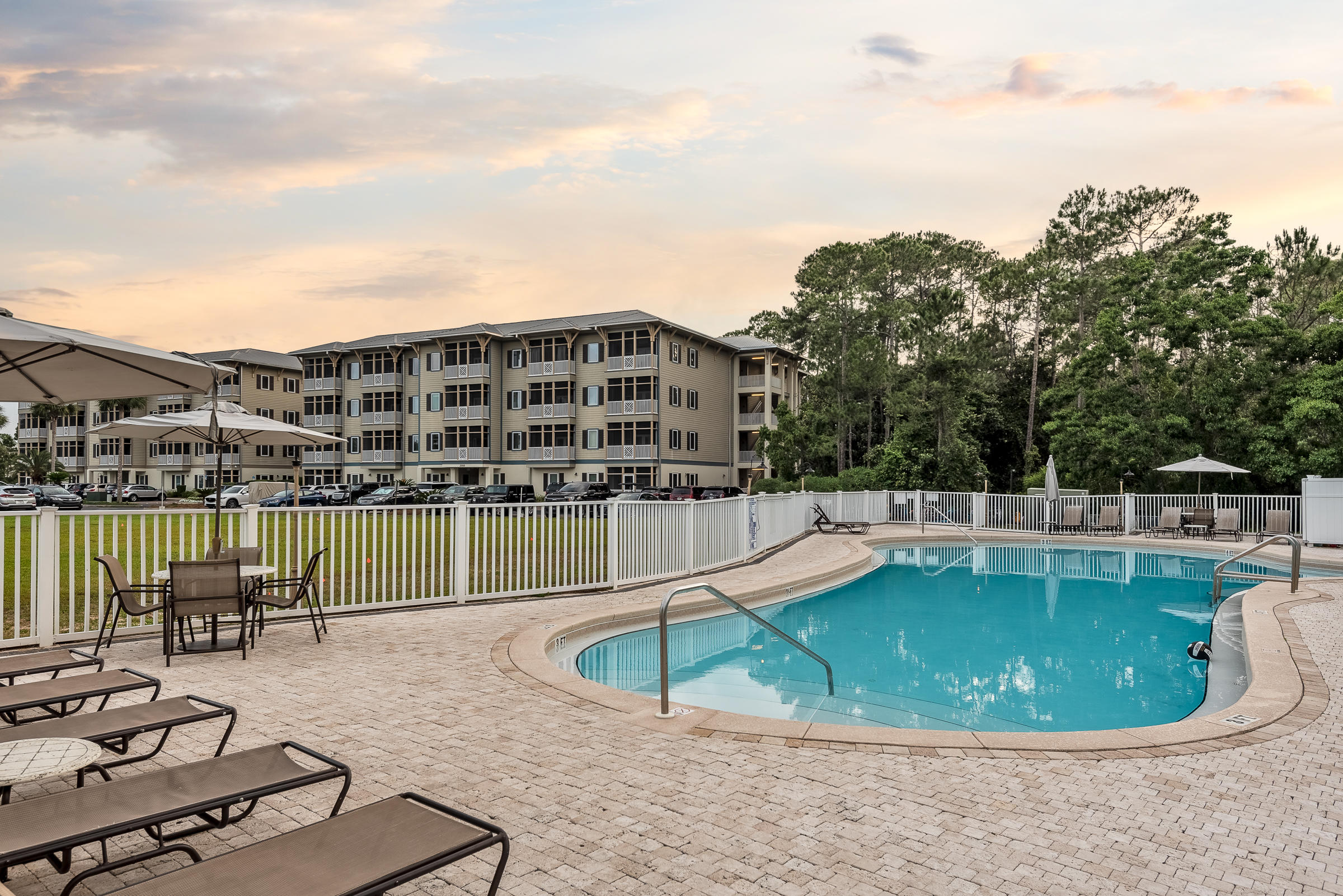 SEAGROVE HIGHLANDS - Residential
