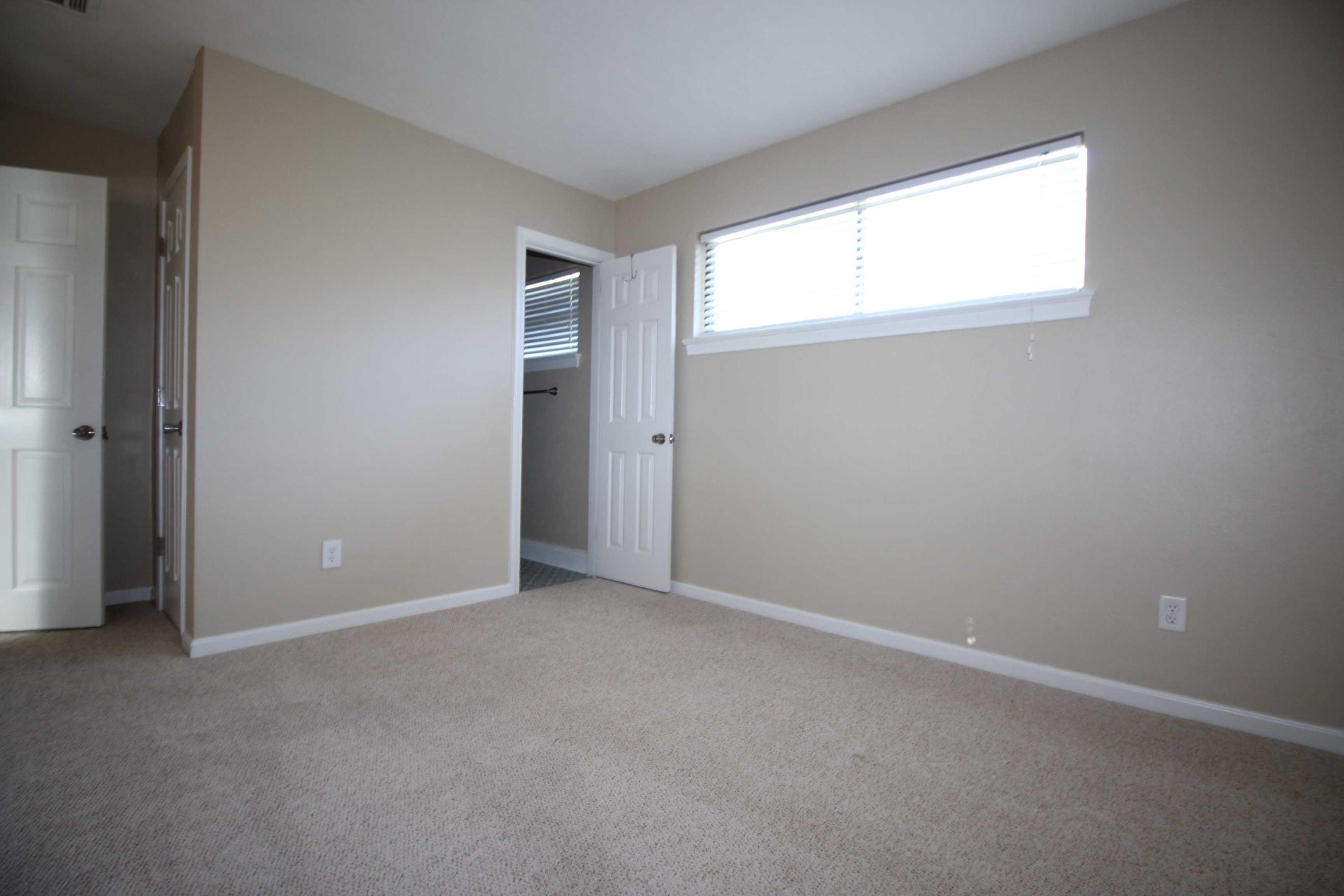 ELLIOTTS POINT 7TH ADDN - Residential