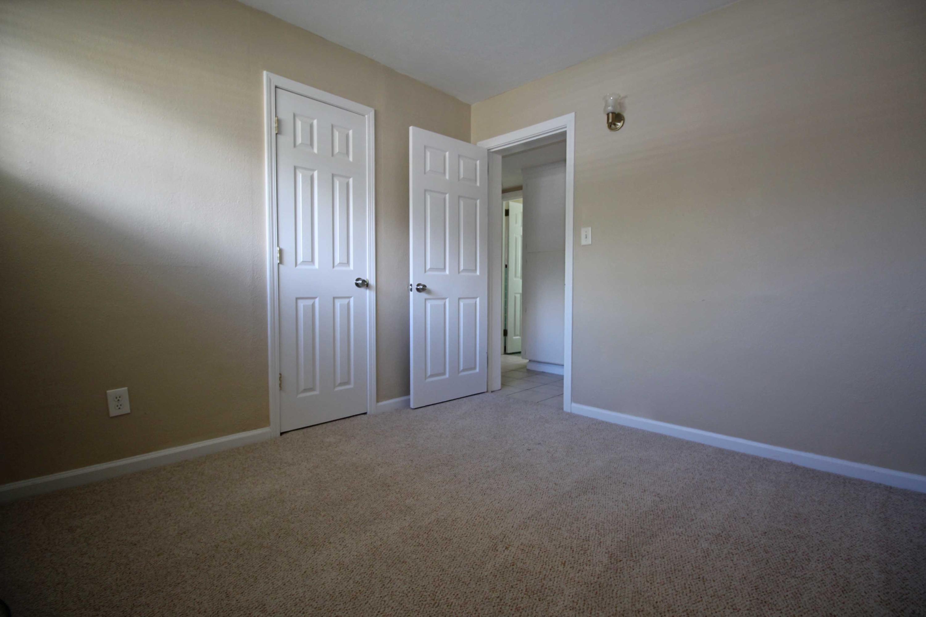 ELLIOTTS POINT 7TH ADDN - Residential