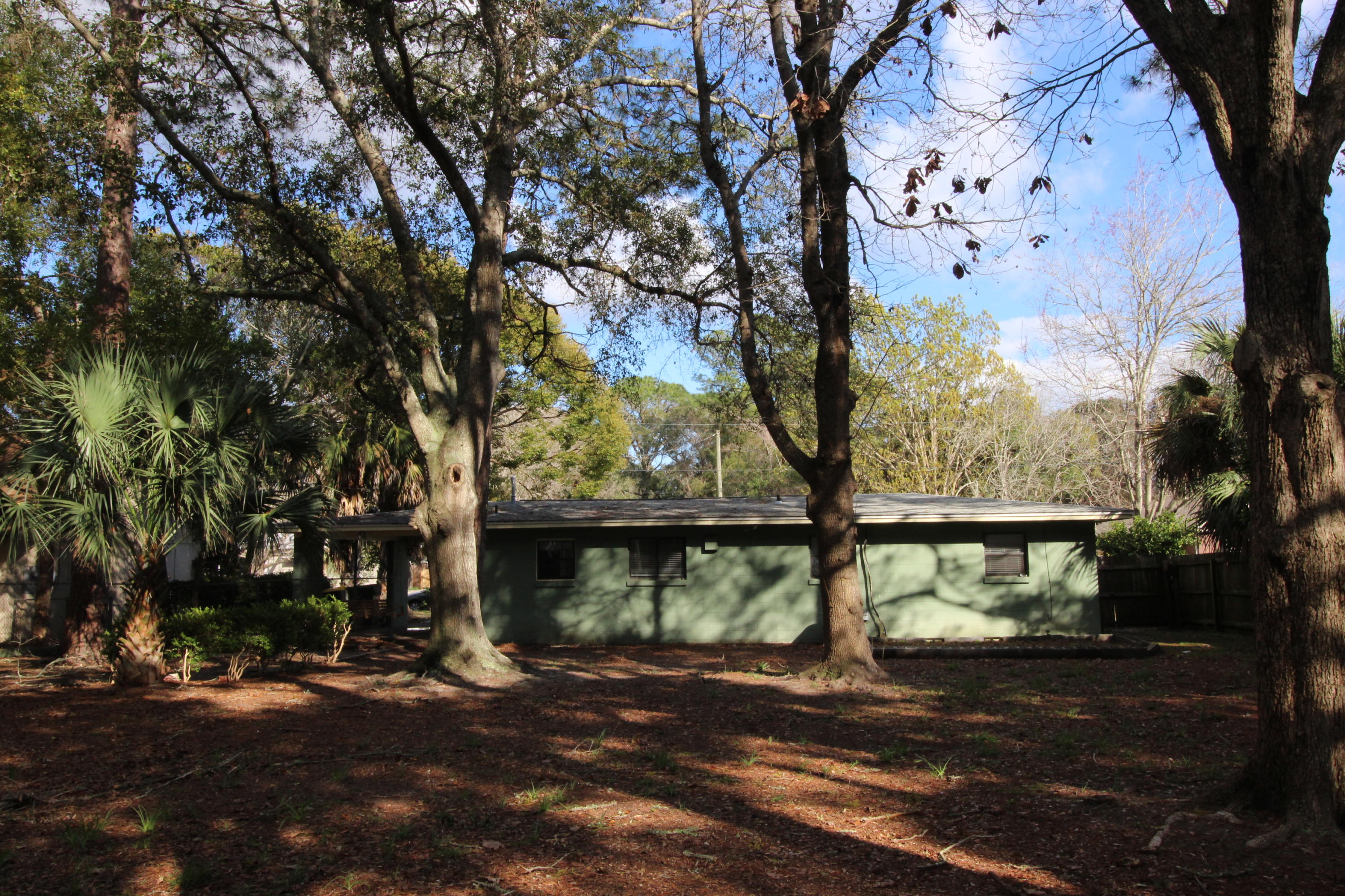 ELLIOTTS POINT 7TH ADDN - Residential