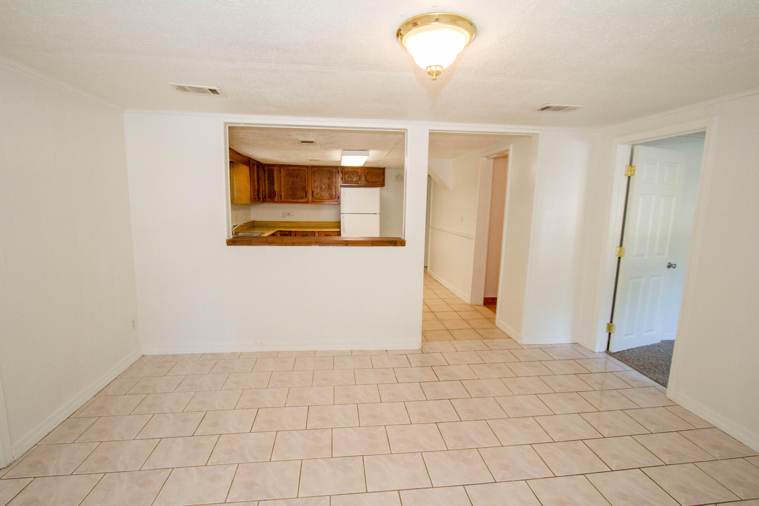 FLORIDA HEIGHTS - Residential