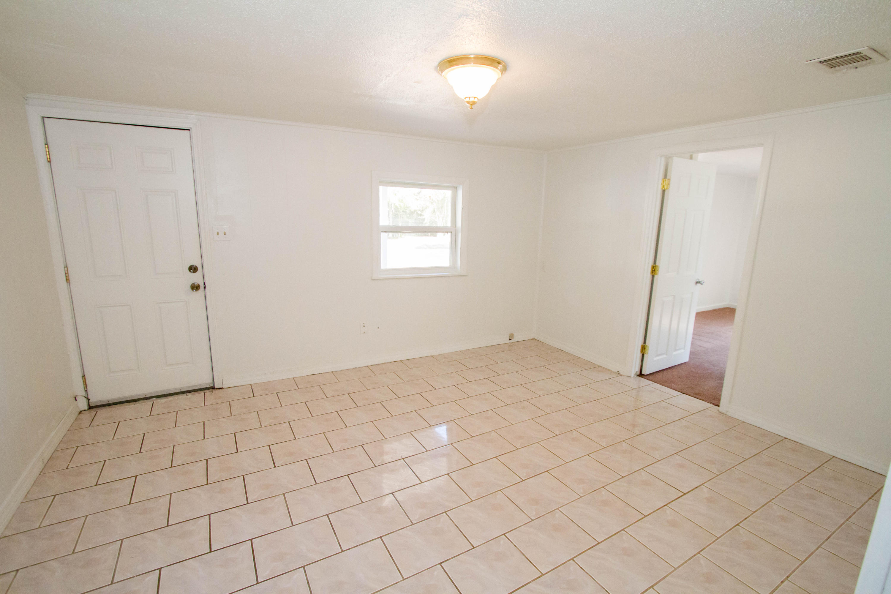 FLORIDA HEIGHTS - Residential