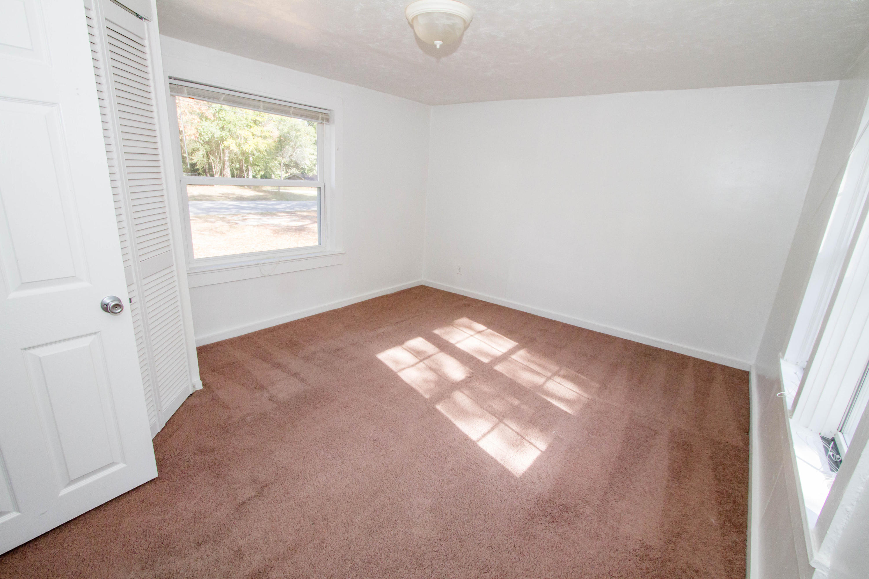 FLORIDA HEIGHTS - Residential