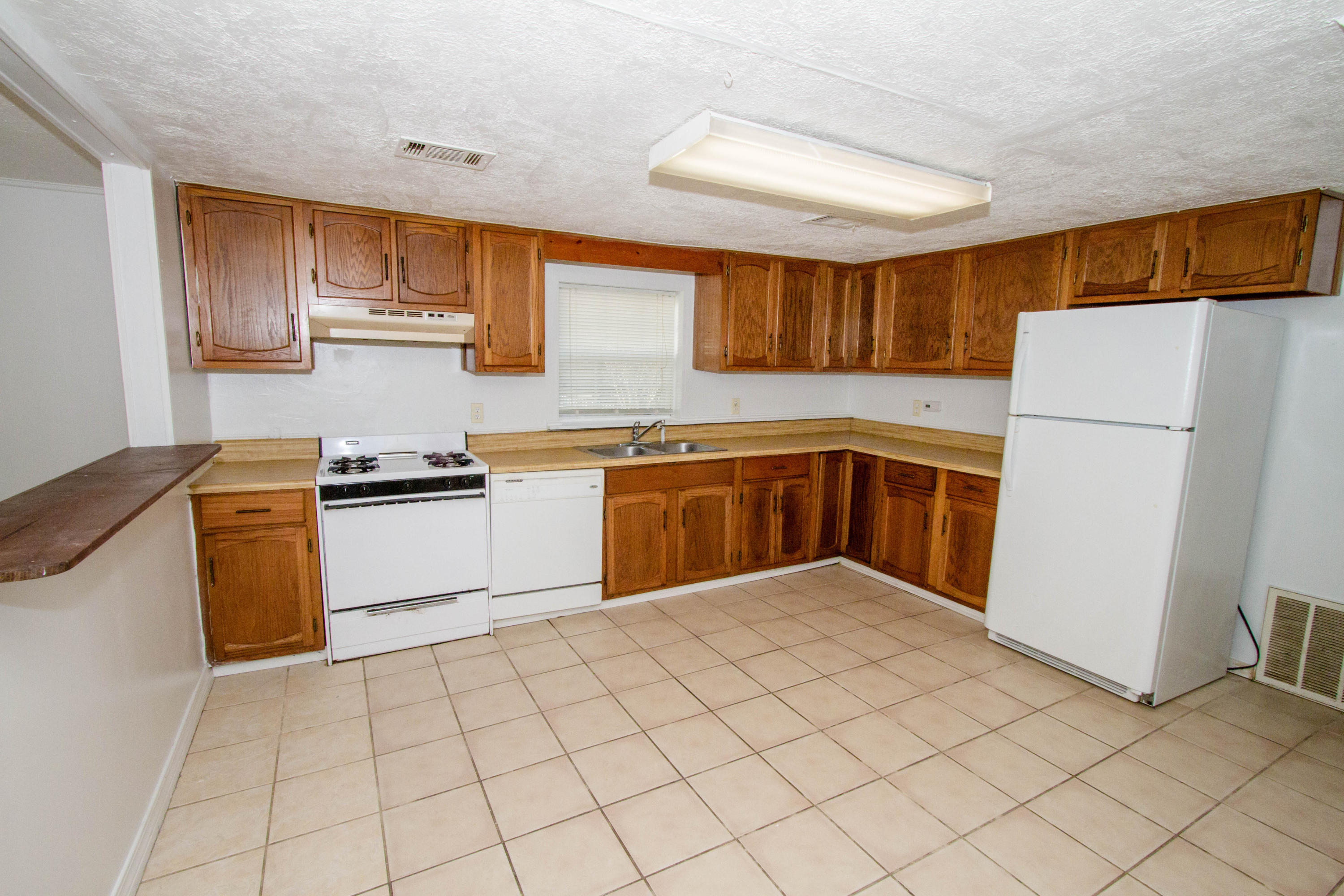 FLORIDA HEIGHTS - Residential