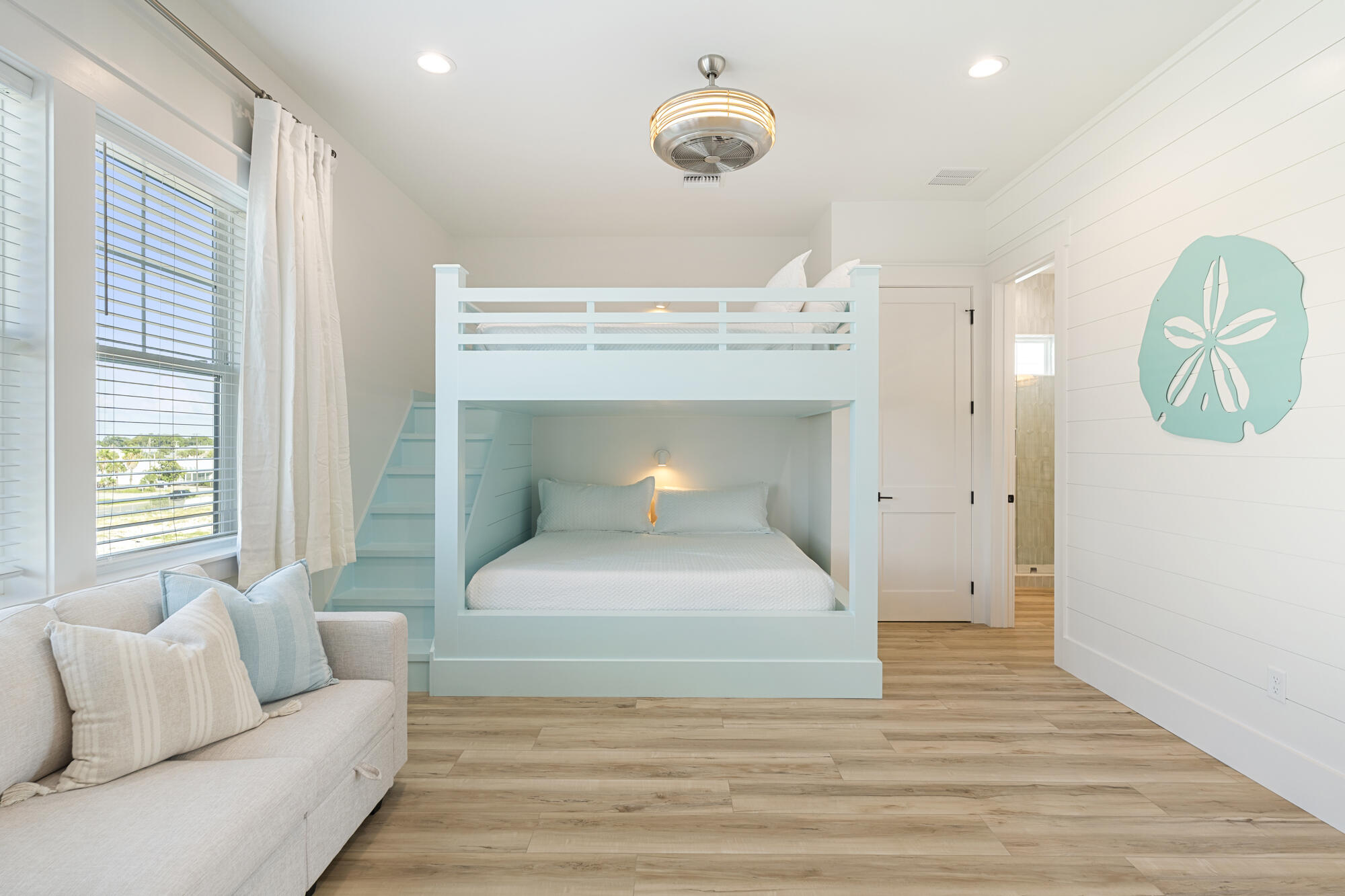 Hadley's Beach - Residential
