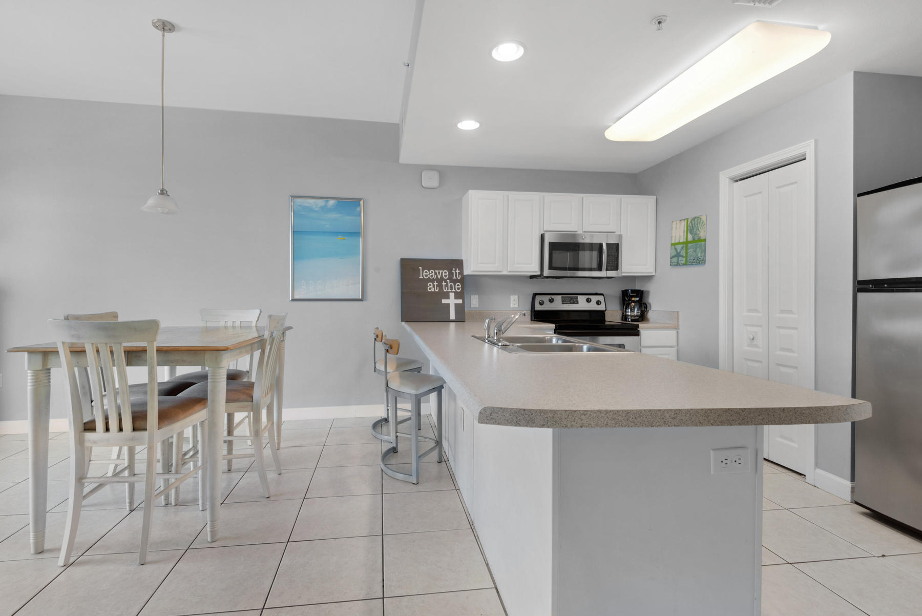 BEACH RESORT - Residential