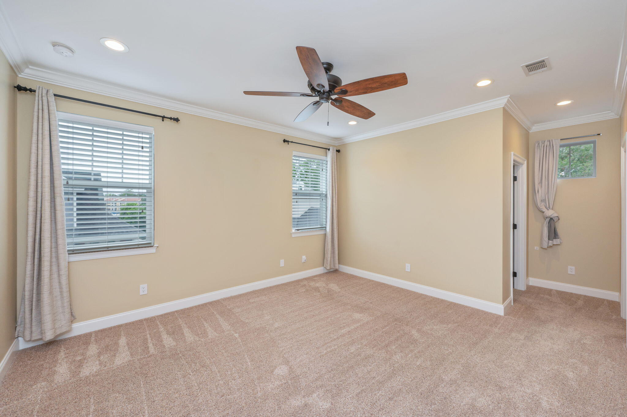 PARISH AT BLUEWATER POINT - Residential Lease